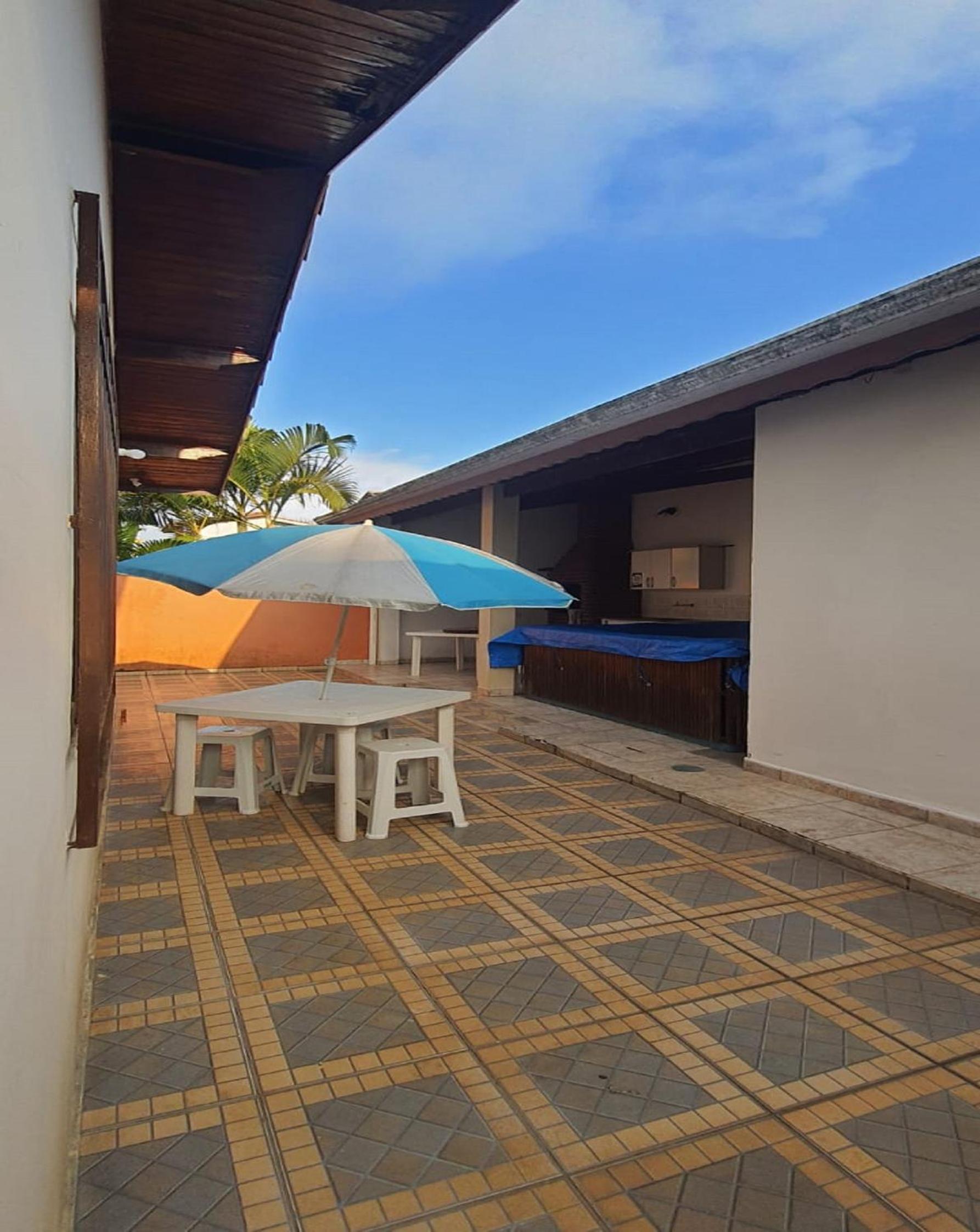 Casa Completa com Piscina proximo a praia