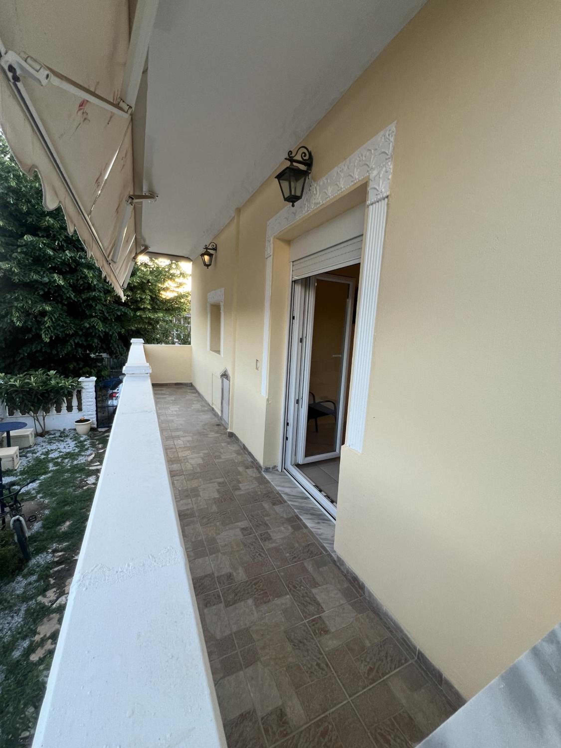 Plaza Apartments