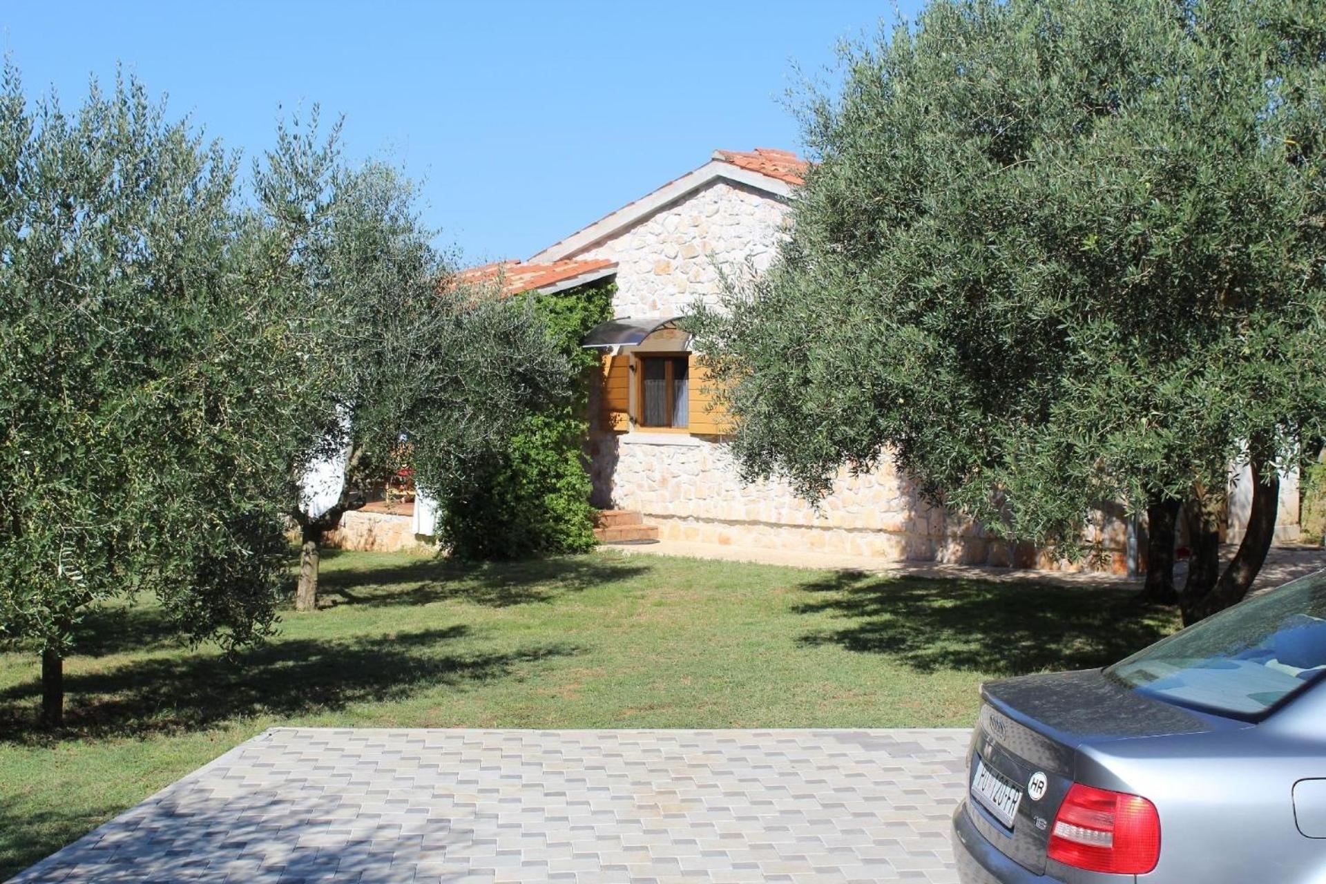 Ferienhaus Mit Schönem Garten Und Sonnenterrasse