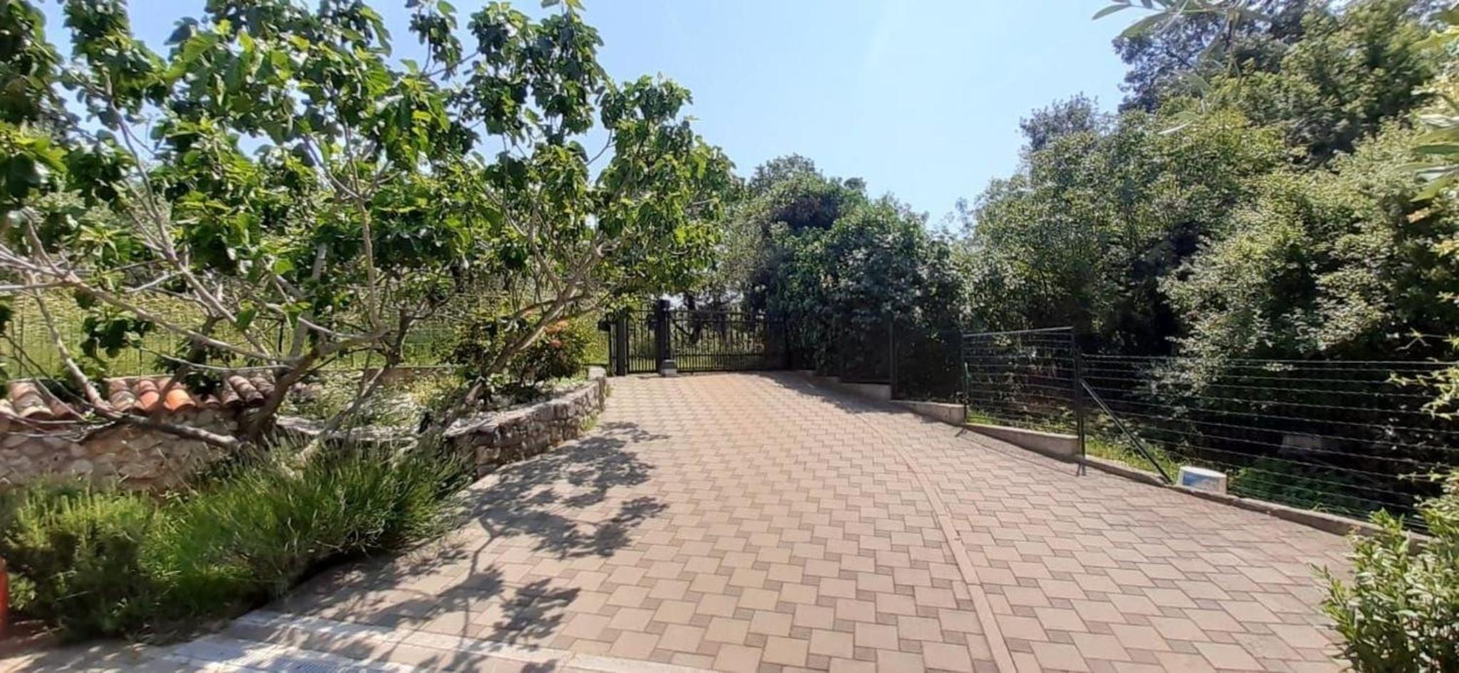 Ferienhaus Mit Schönem Garten Und Sonnenterrasse