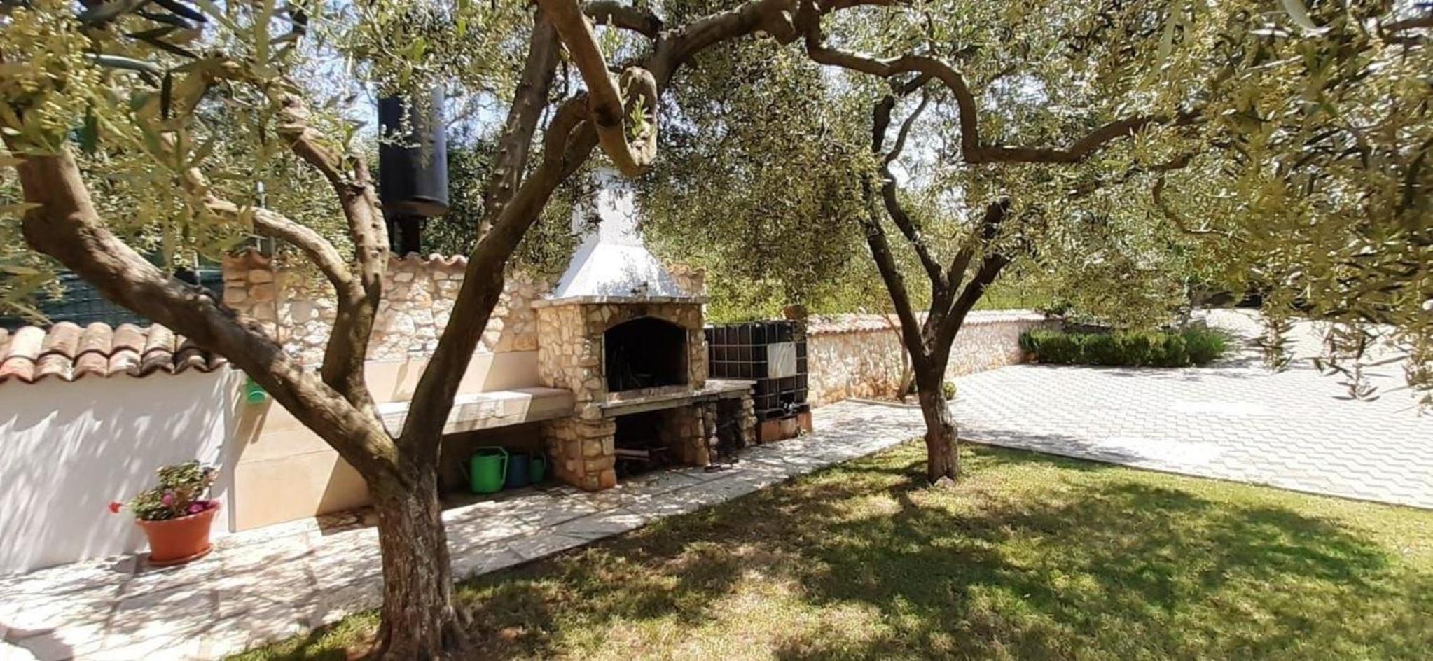 Ferienhaus Mit Schönem Garten Und Sonnenterrasse