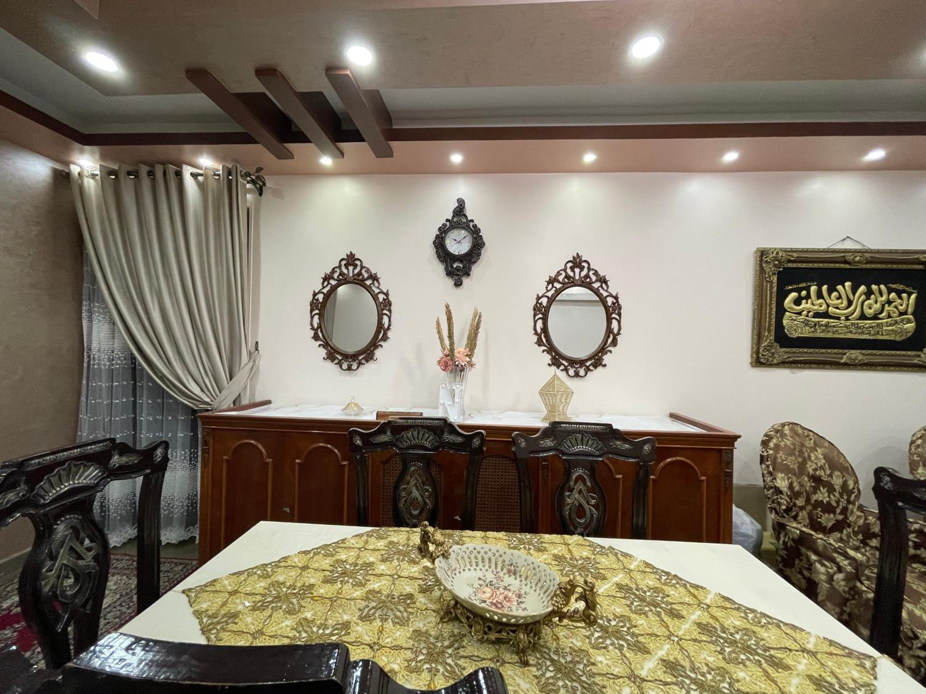 Rental Room in Apartment in Giza only Female