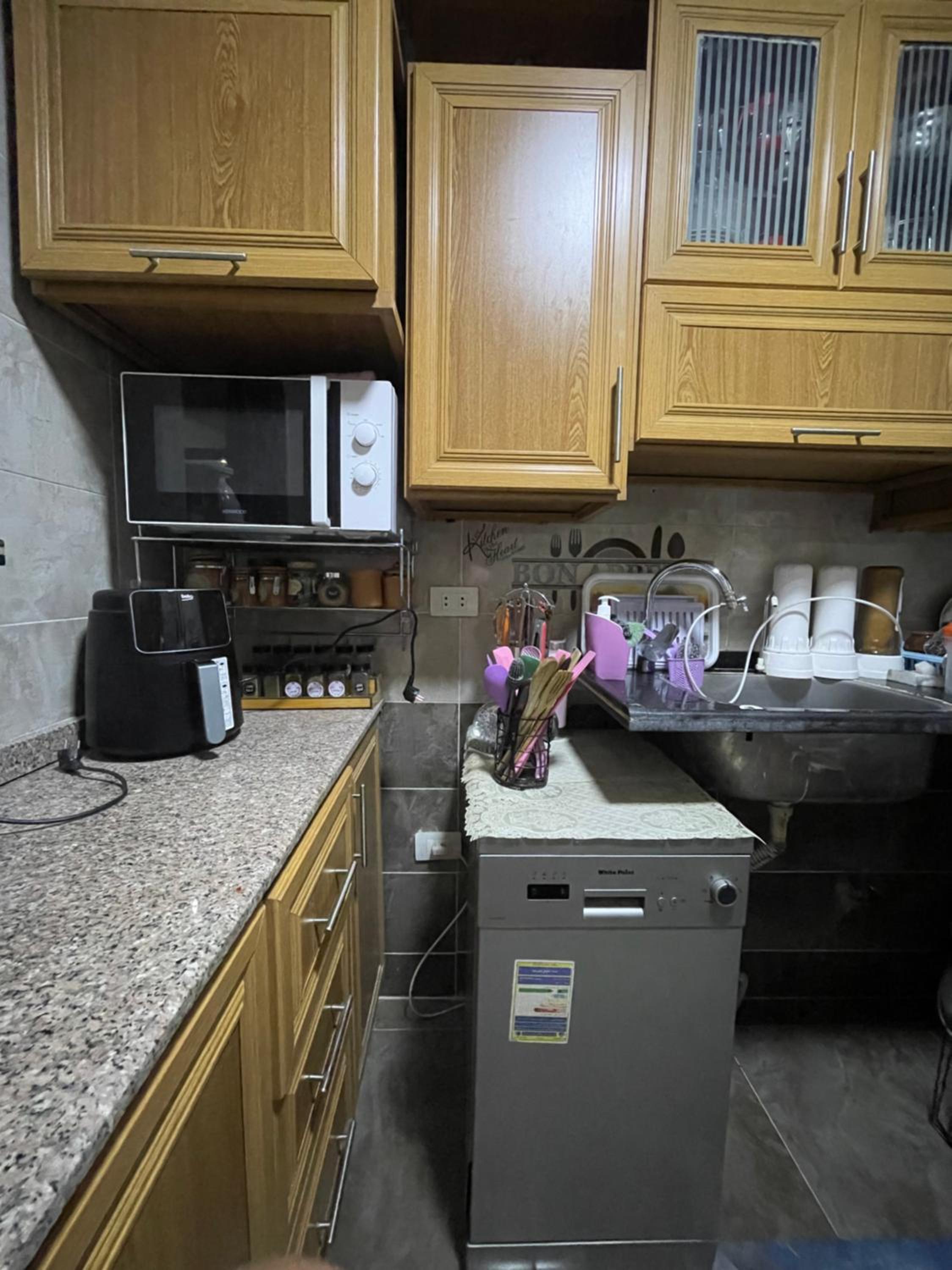 Rental Room in Apartment in Giza only Female