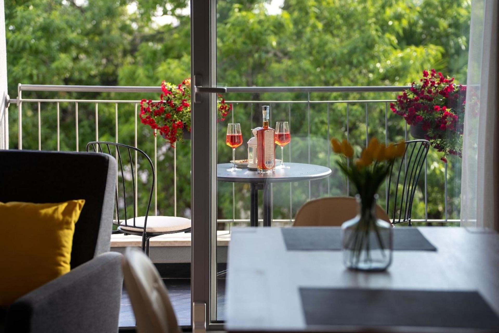Moderne Wohnung Kata mit Balkon und Meerblick view 3