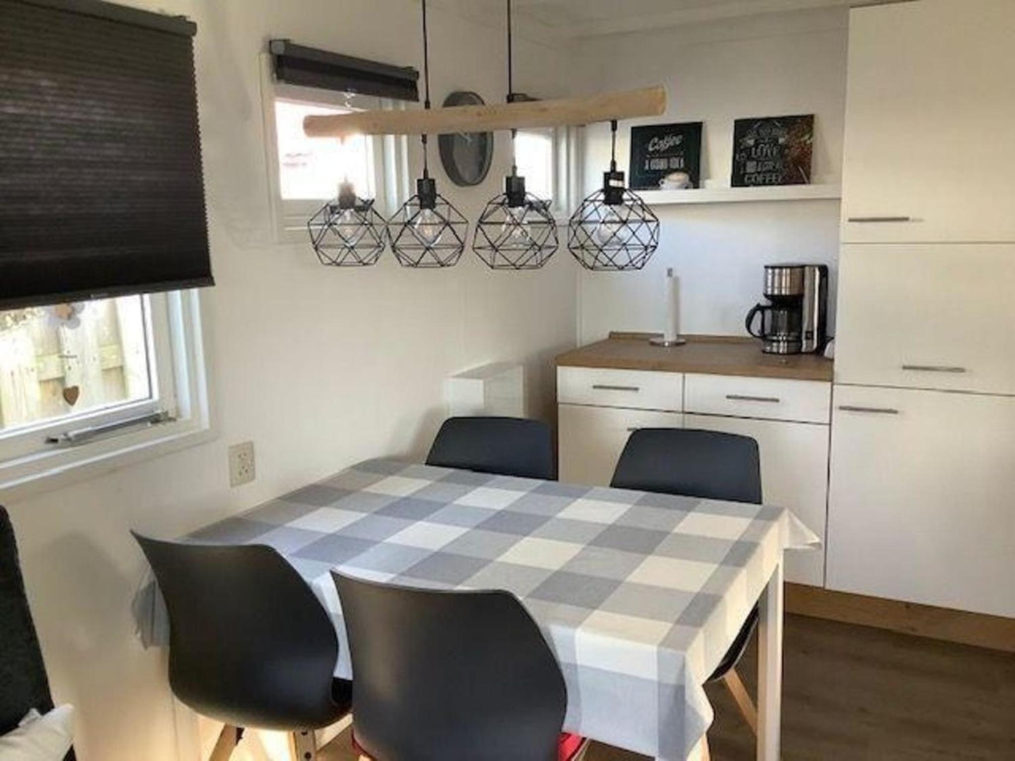 Chalet "Meise" mit 2 Schlafzimmer, überdachte Terrasse, Gasheizung und eingezäunten Garten hundefreundlich view 4