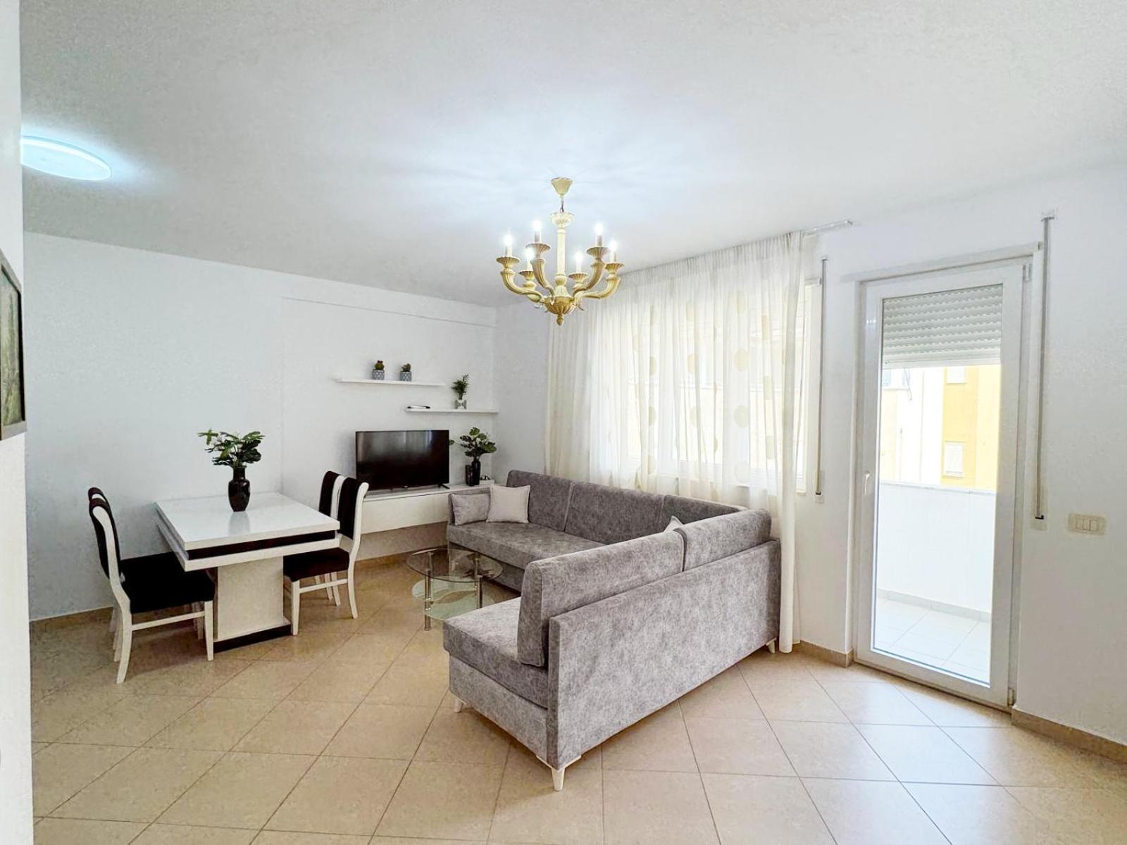 Mona Seaside Apartment with Parking