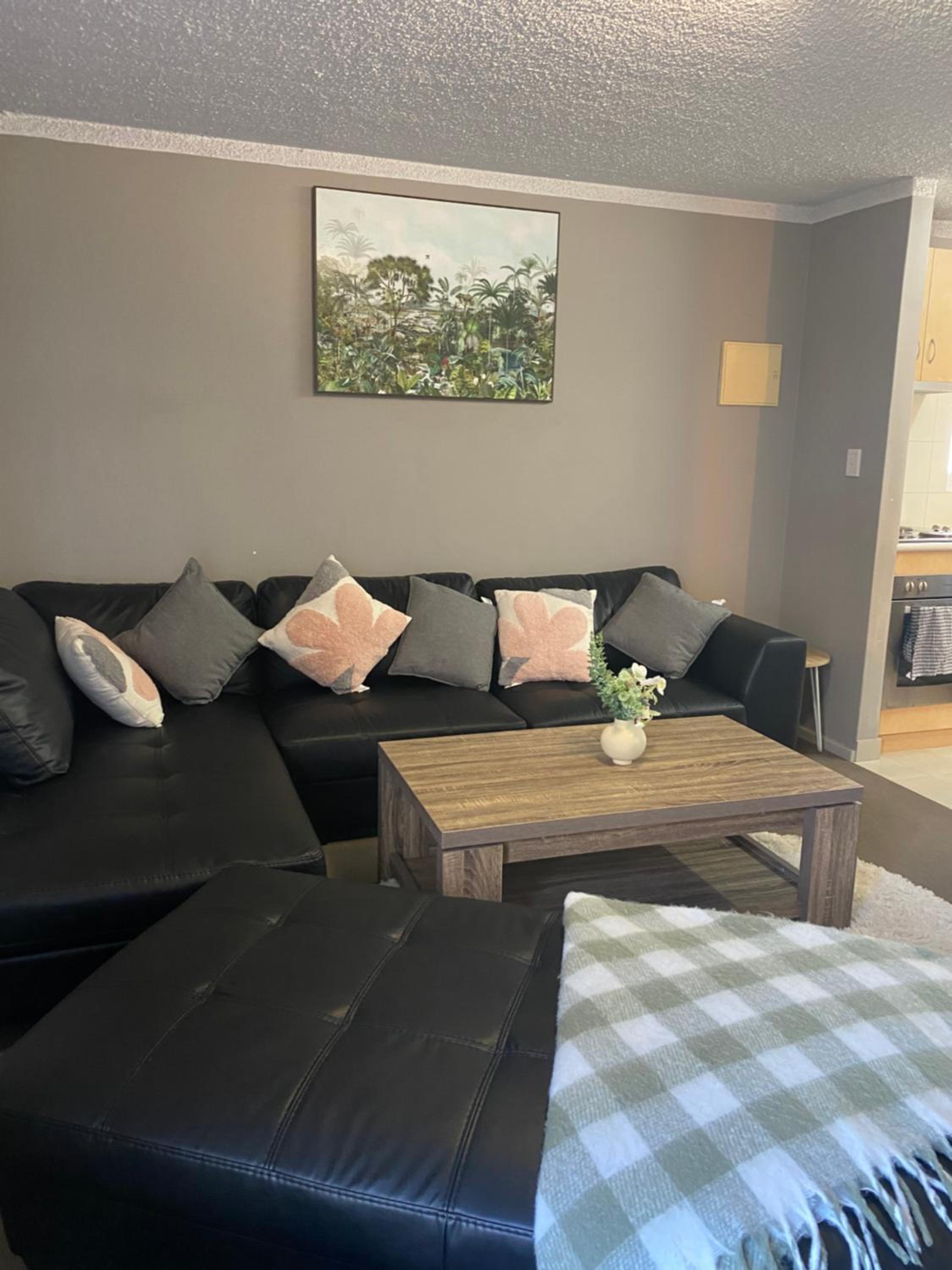 Masood Family Getaway Steps from CBD attractions