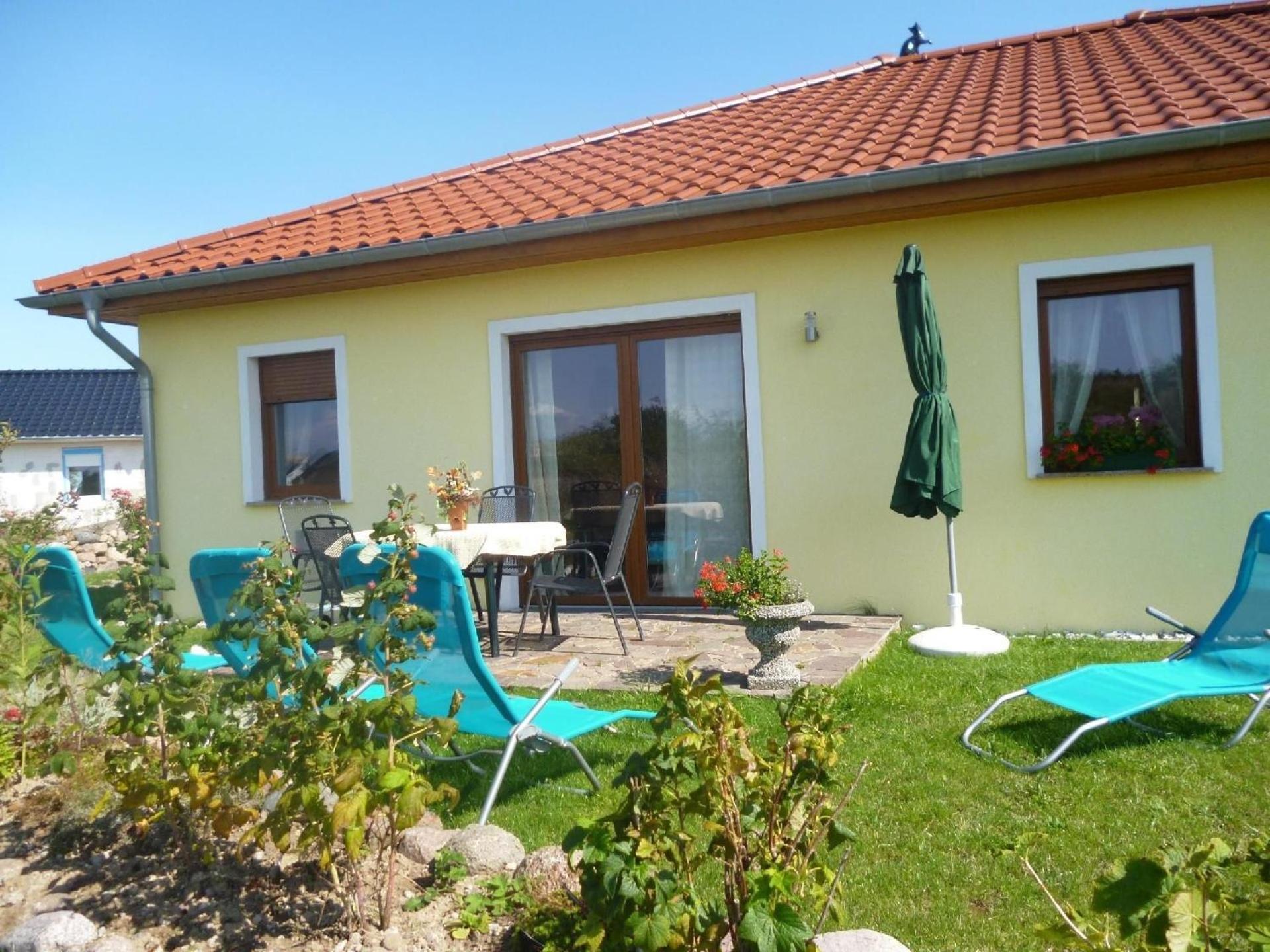 Moderne Erdgeschosswohnung Mit Blick Auf Hiddensee