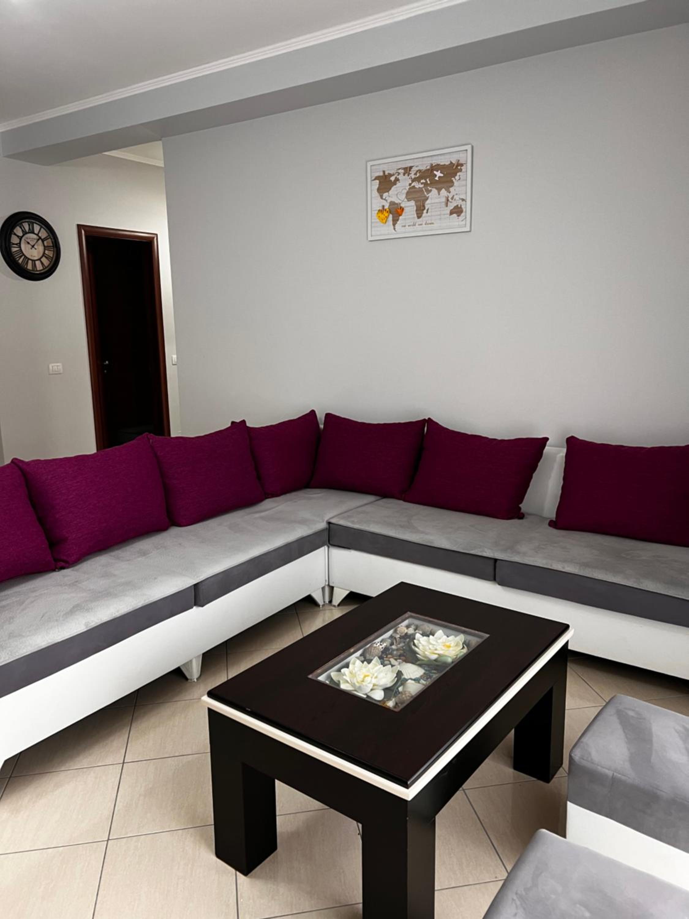Ajlin’s Lungomare Apartment