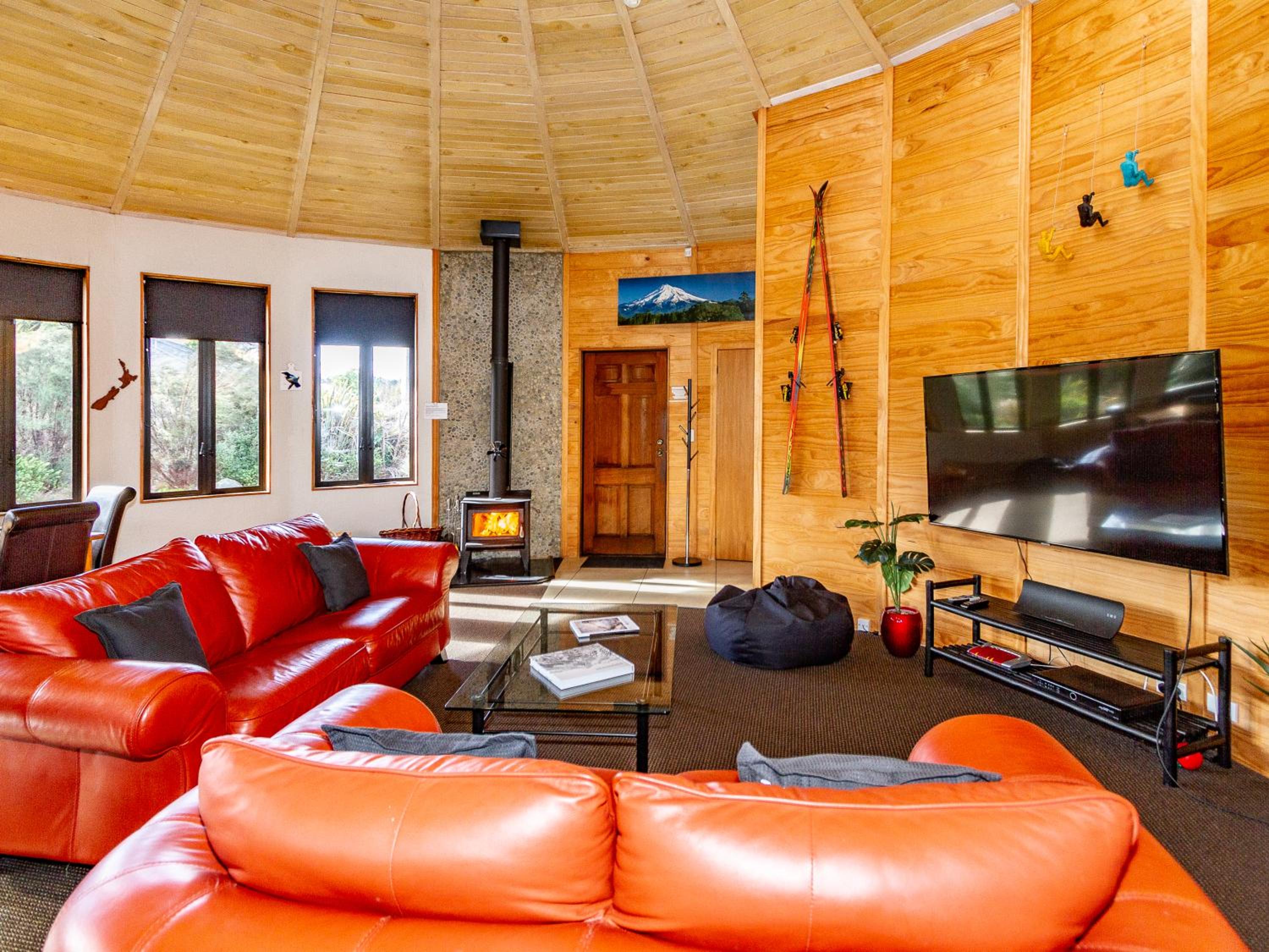 Turoa Yurt - Ohakune Holiday Home view 5