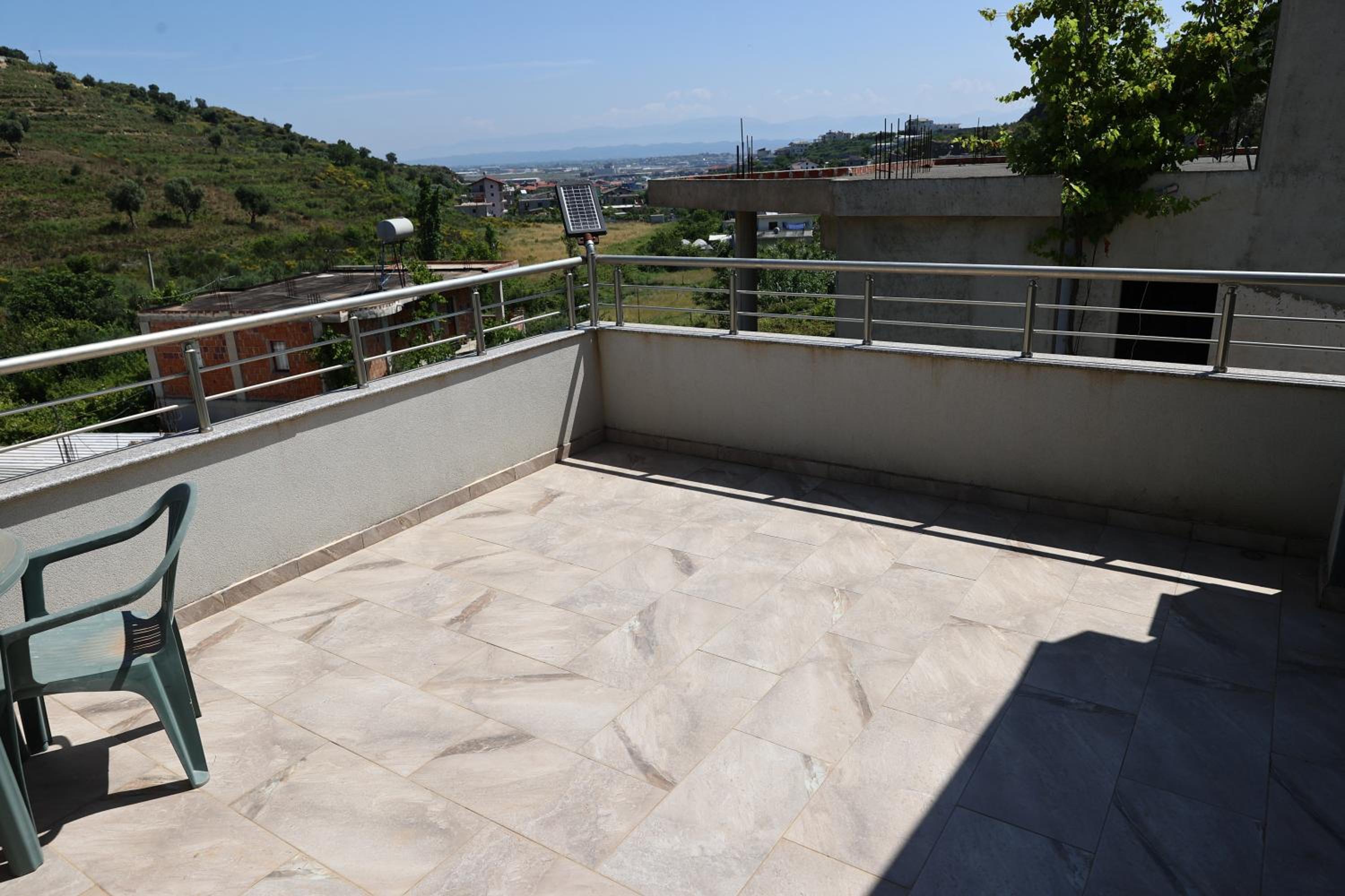 luxury villa 2 km from the sea