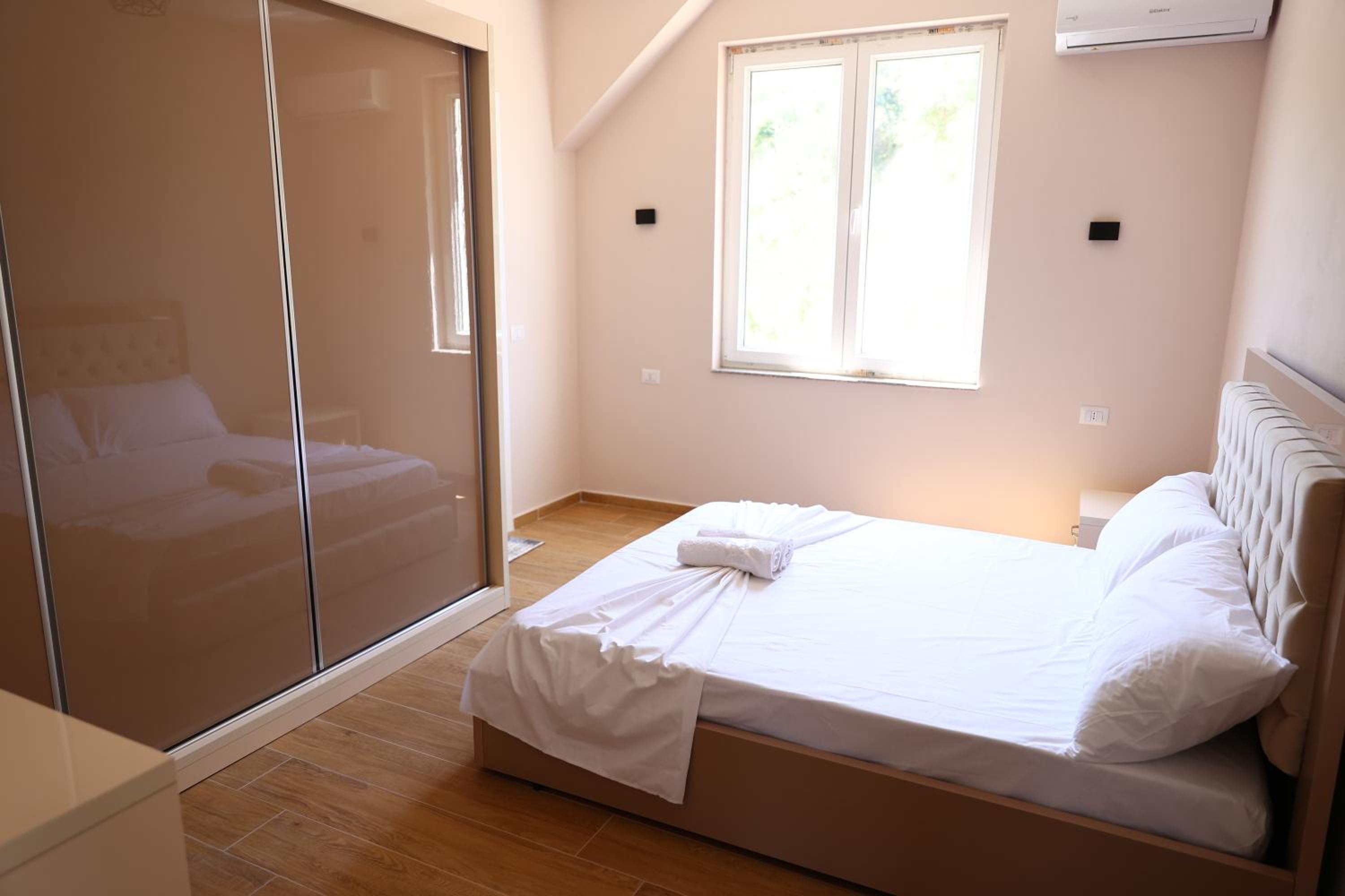 luxury villa 2 km from the sea