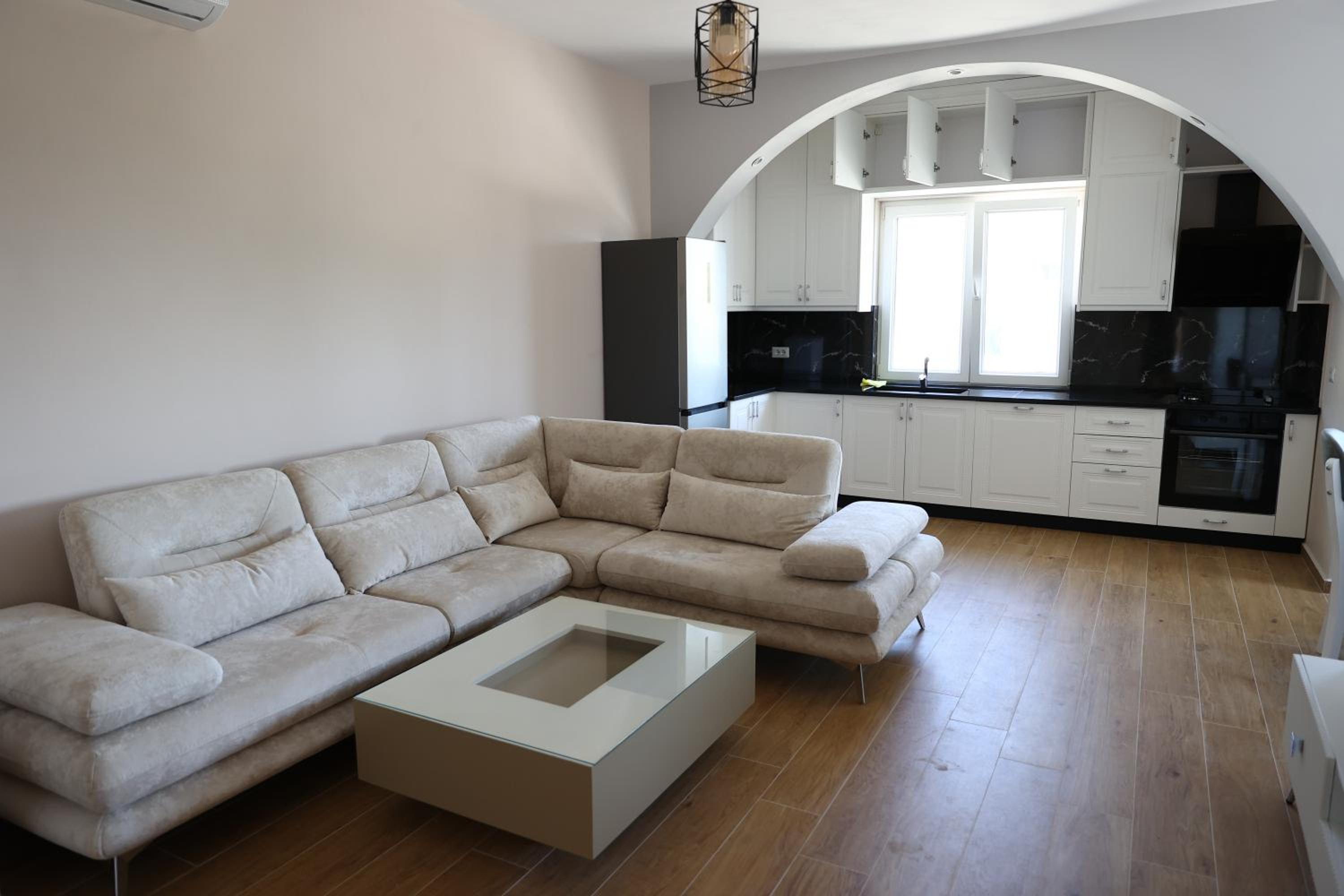 luxury villa 2 km from the sea
