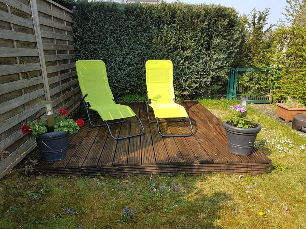 Gemütliches Ferienhaus in der Eifel mit Pool, Tennisplatz, Minigolf und nahem See