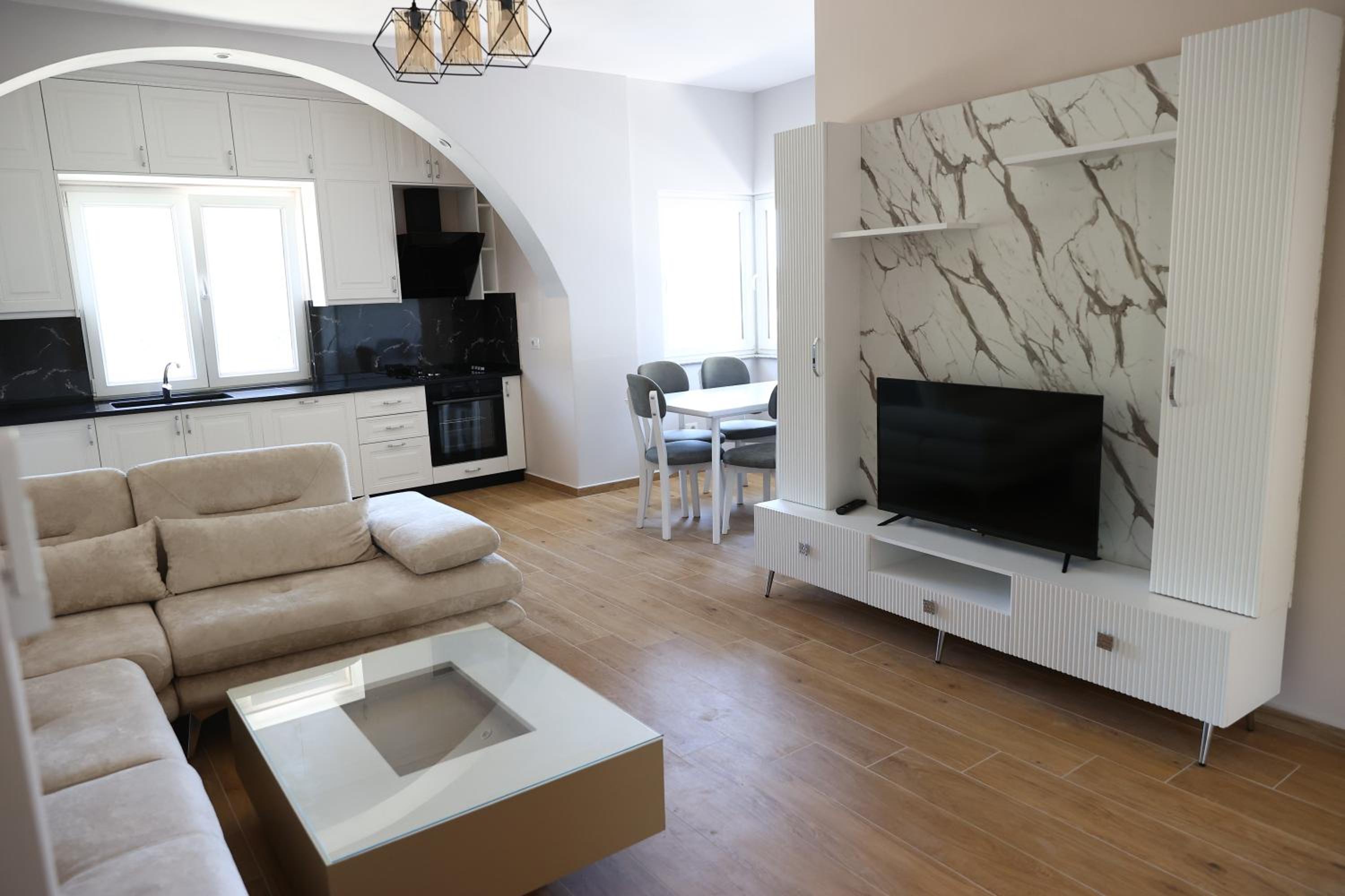 luxury villa 2 km from the sea