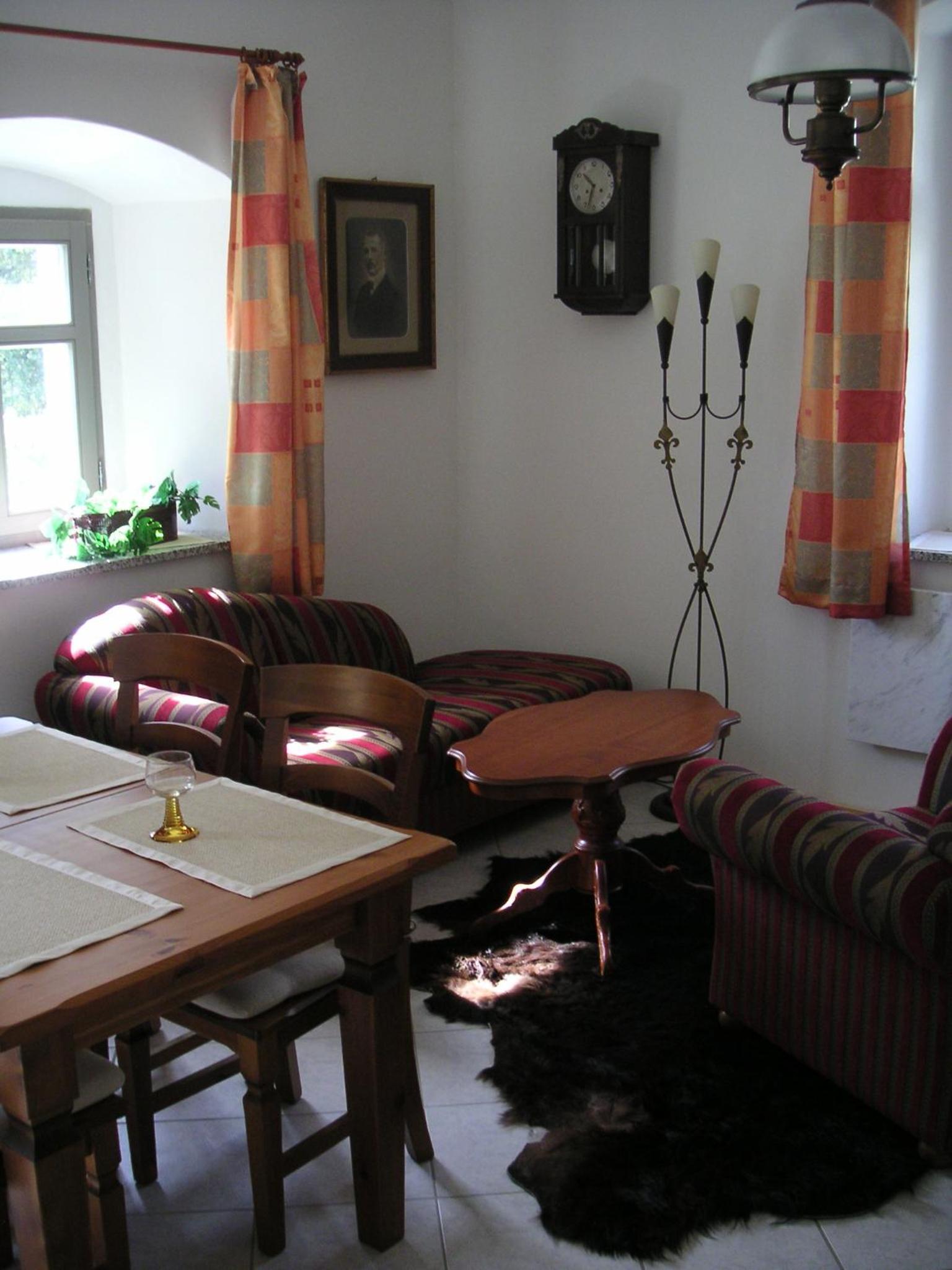 Photo 32