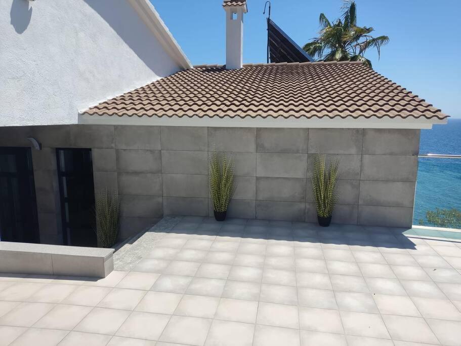 Villa en el Acantilado