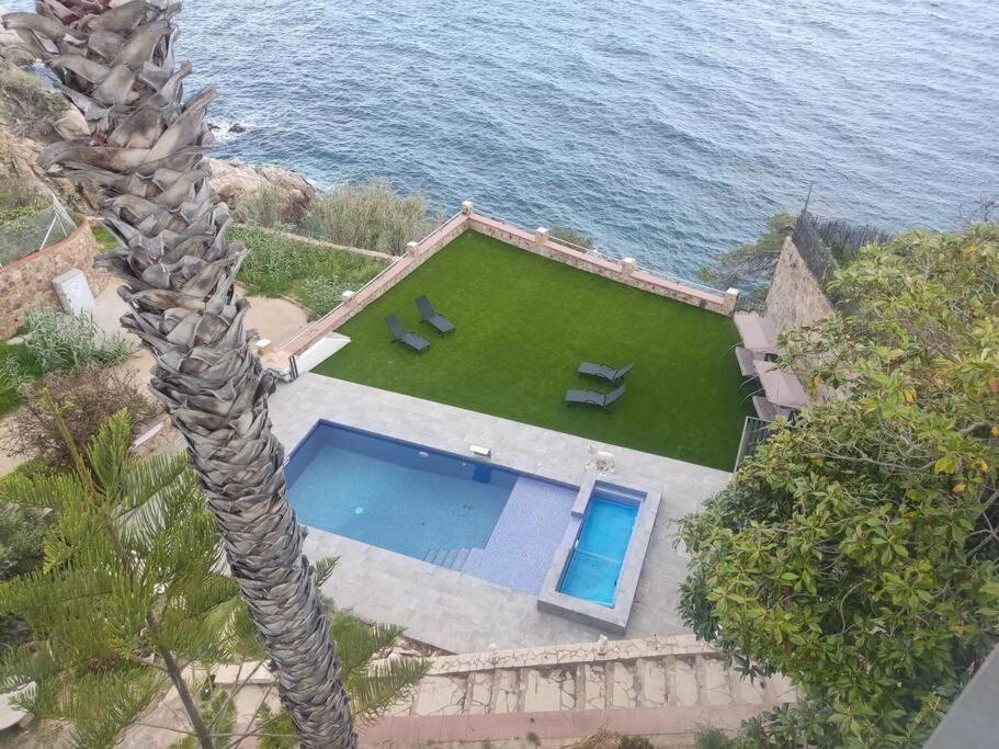 Villa en el Acantilado