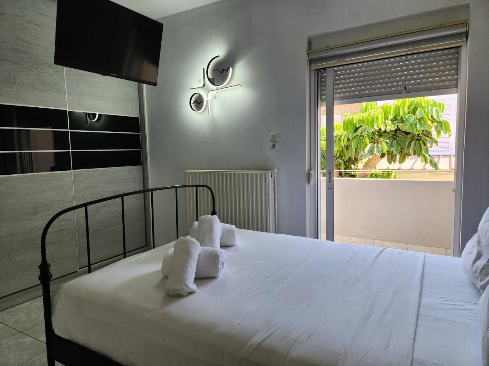 Sarri Holiday Home view 2