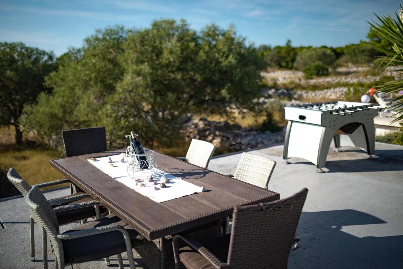 Holiday house with Pool Villa Maja
