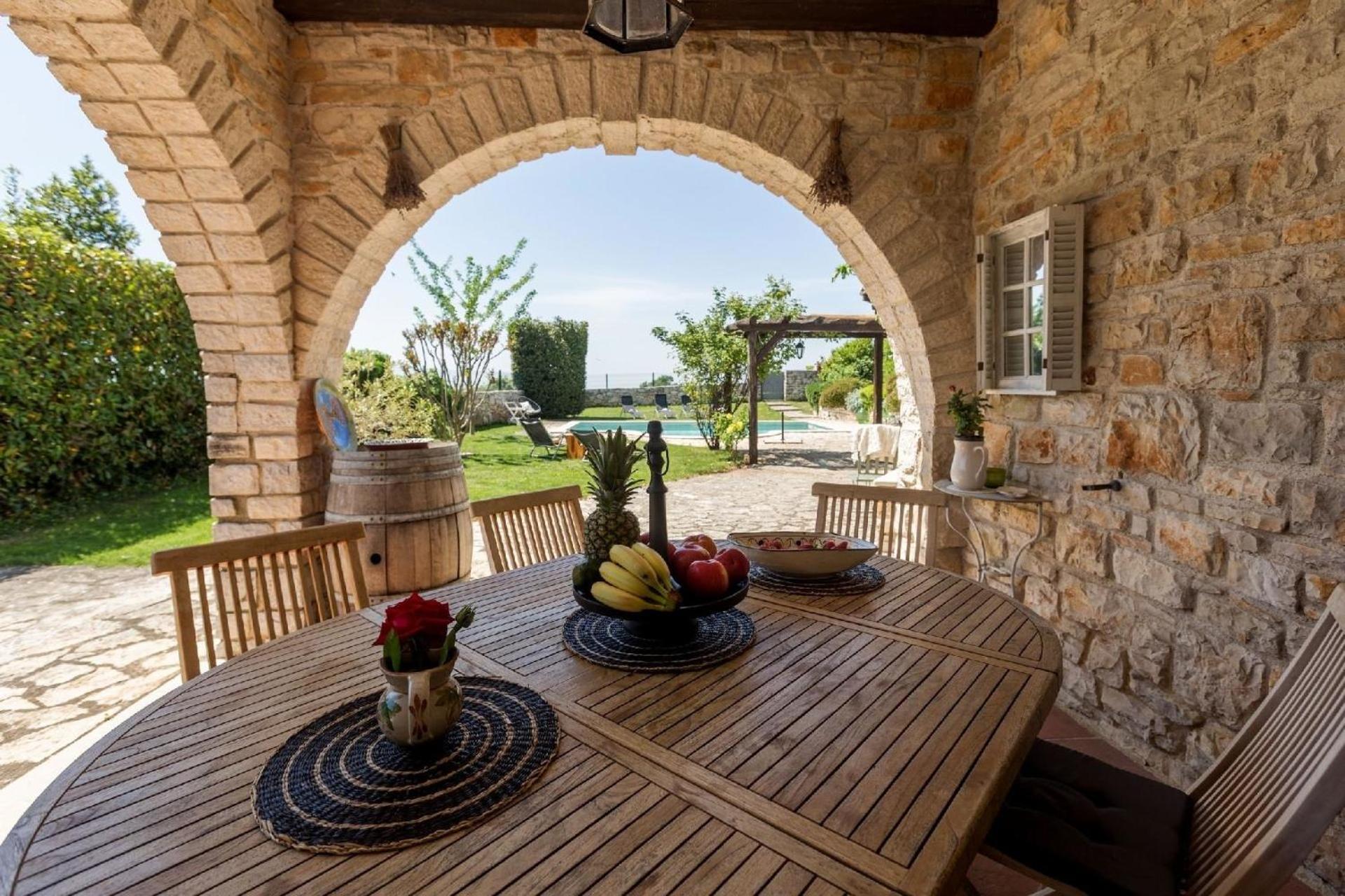 Villa Casa Orah mit Pool und Panoramameerblick view 2