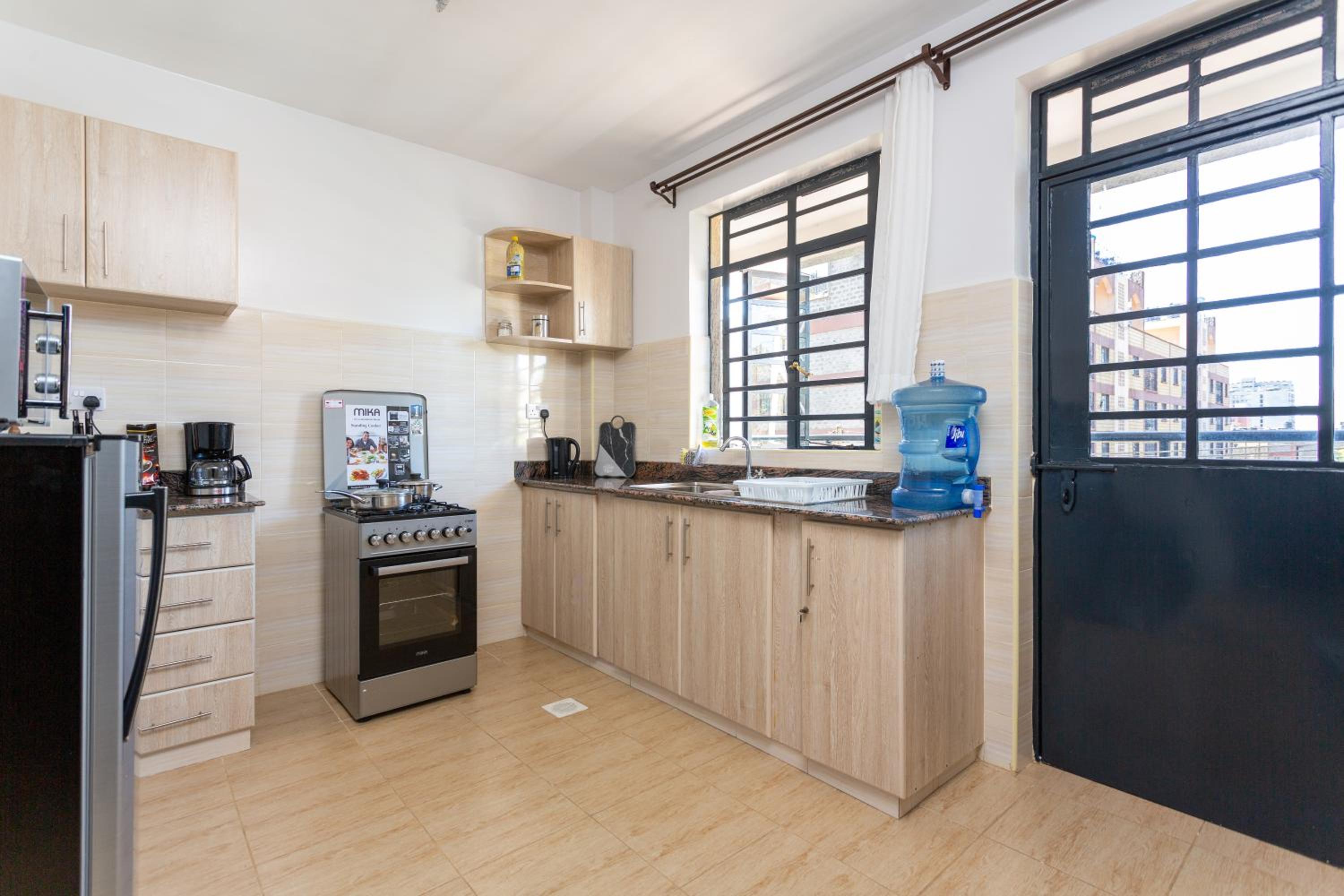 1bedroom Apartment near Aga Khan hospital & Gigiri view 4