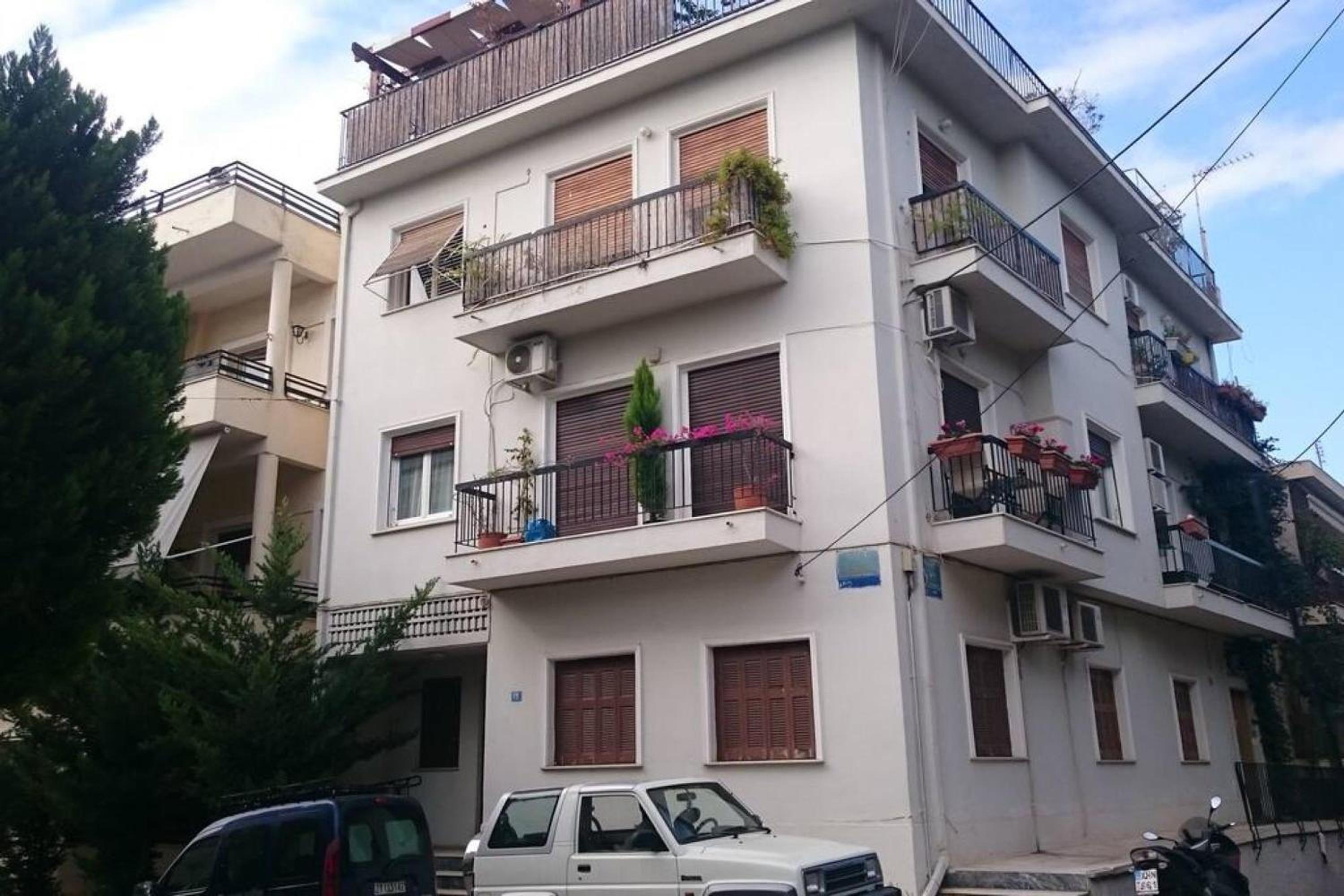 Cozy apartment in Acropolis with roof garden