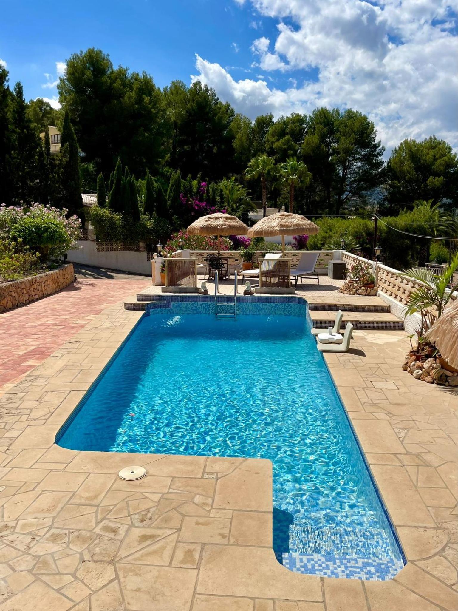 Yurt in La Nucia met zwembad view 4