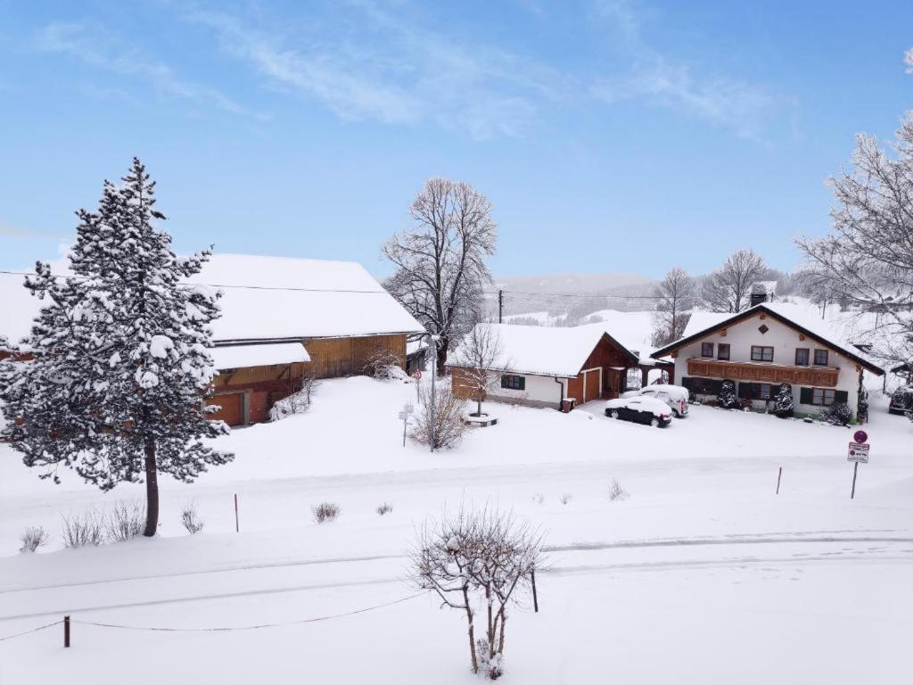 Ferienwohnung AllgäuGlück im Ferienpark Oberallgäu mit Hallenbad, Sauna, WLAN