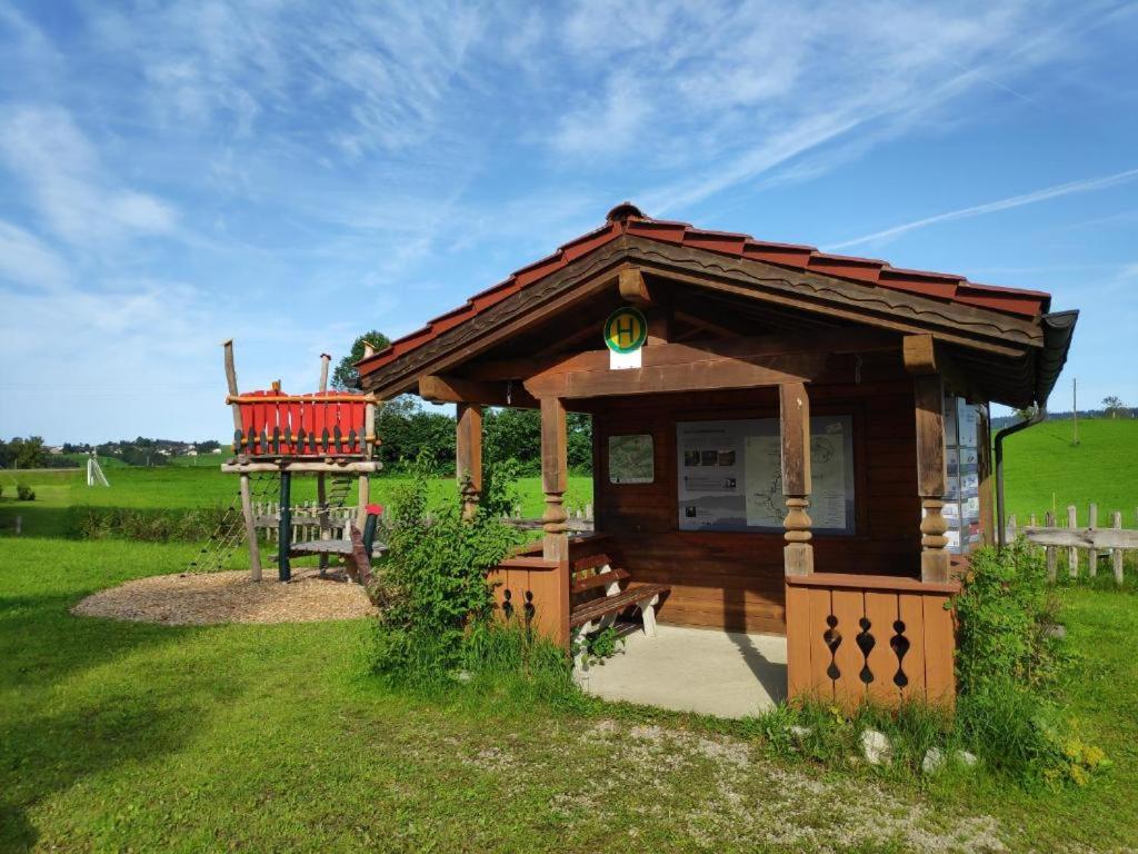 Ferienwohnung AllgäuGlück im Ferienpark Oberallgäu mit Hallenbad, Sauna, WLAN