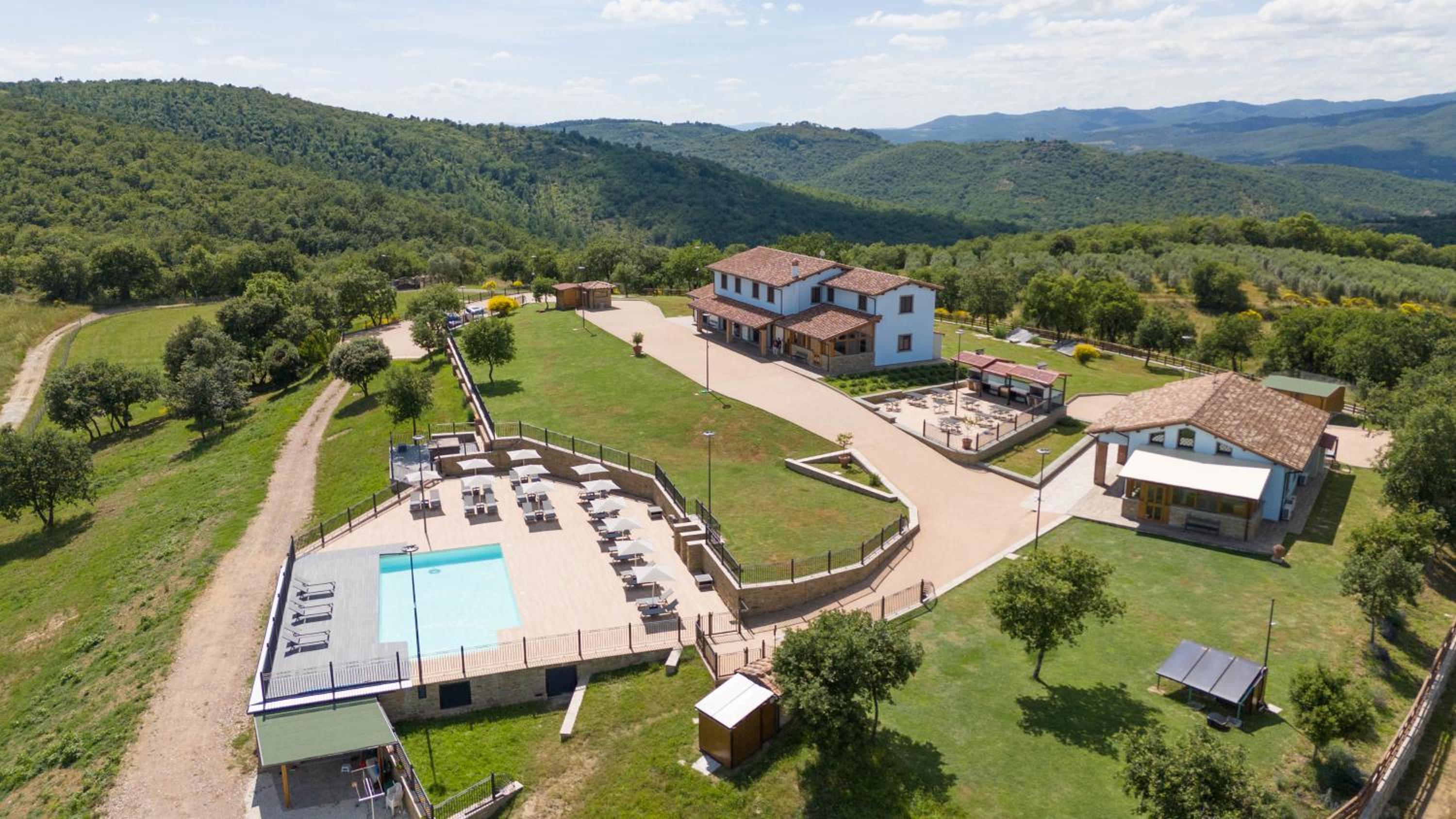 Villa Setona by VacaVilla view 5