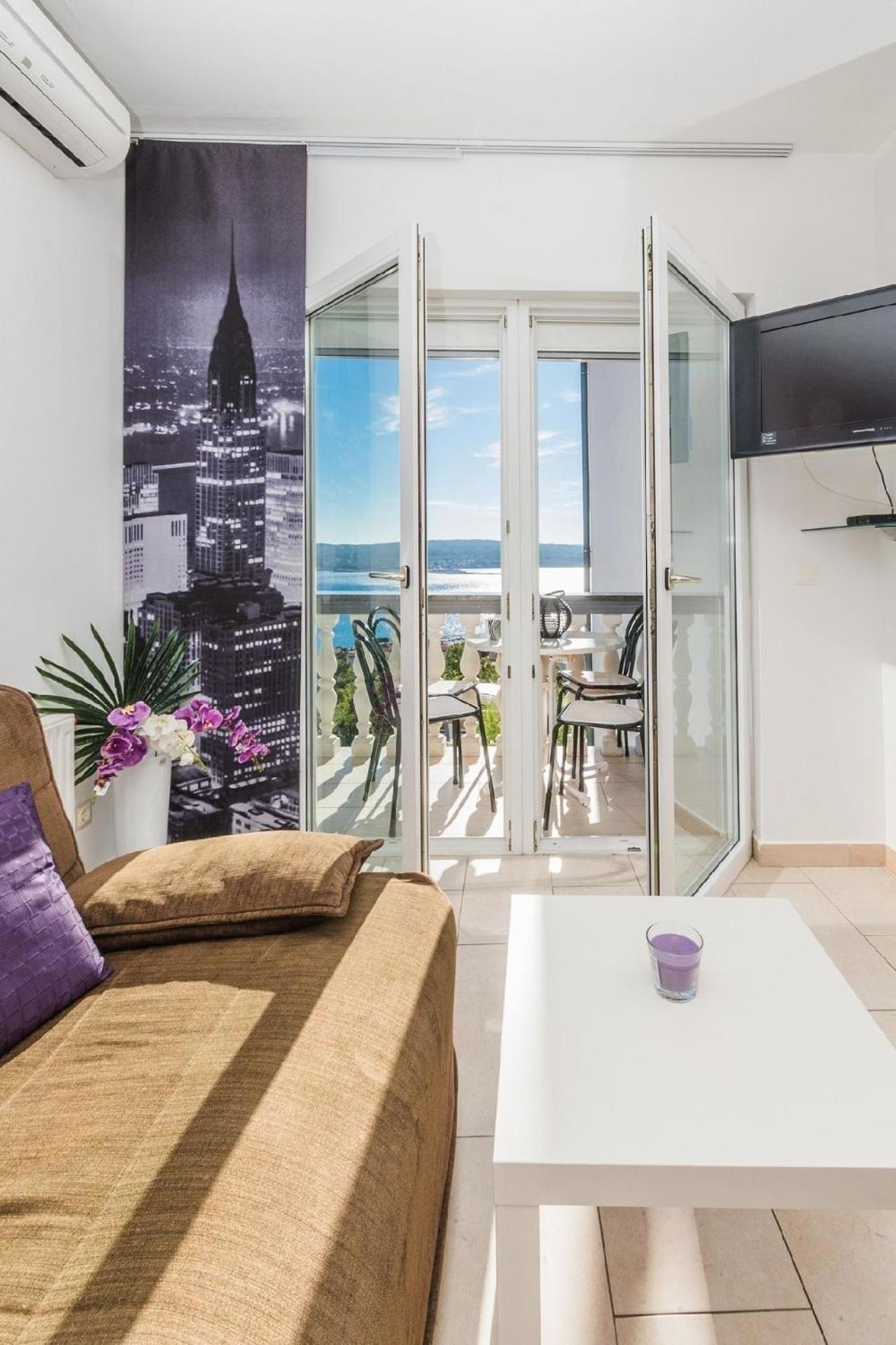 Schöne Ferienwohnung für maximal 4 Personen view 3
