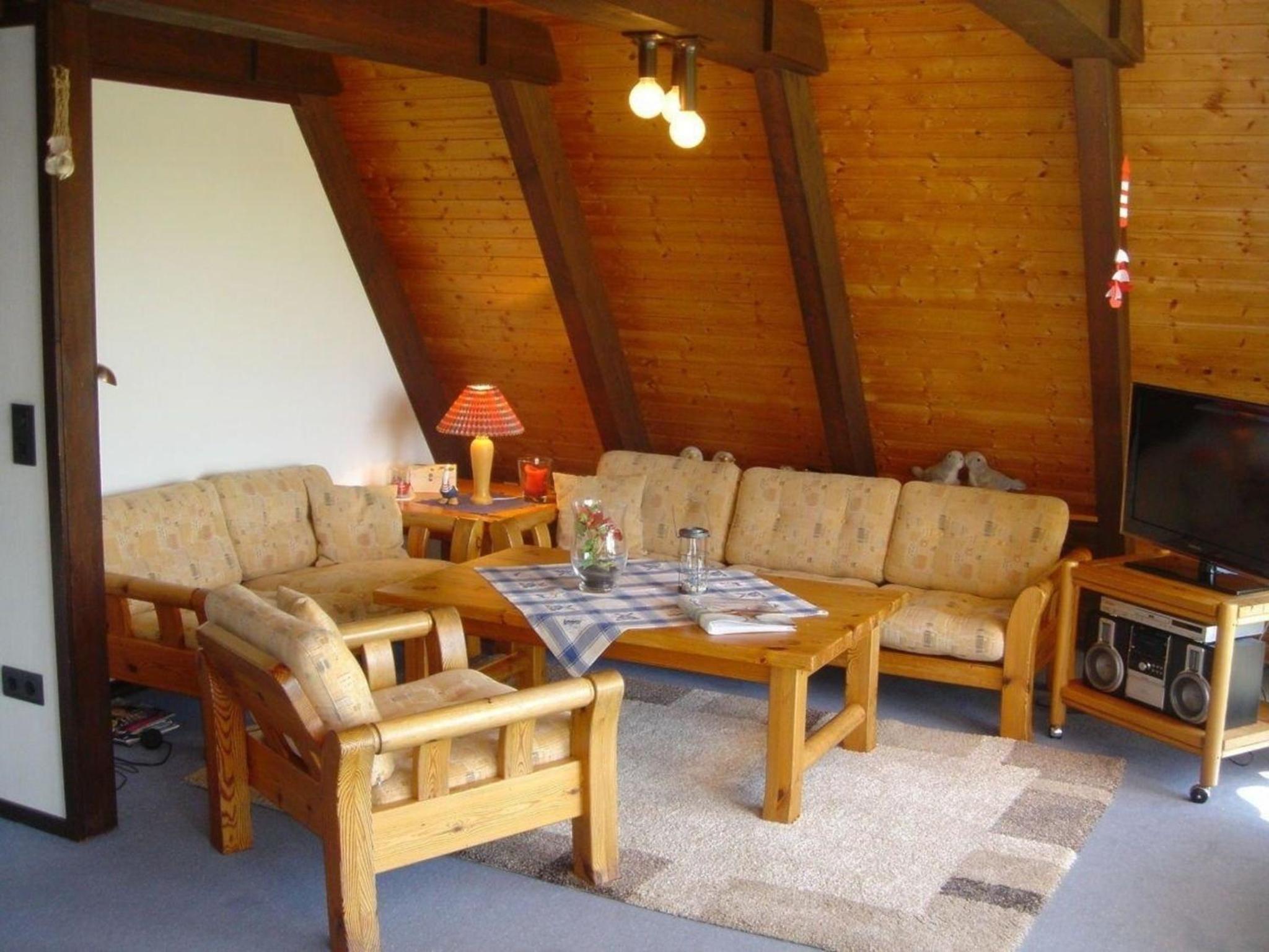 Ferienhaus in Fedderwardersiel mit Terrasse und Garten