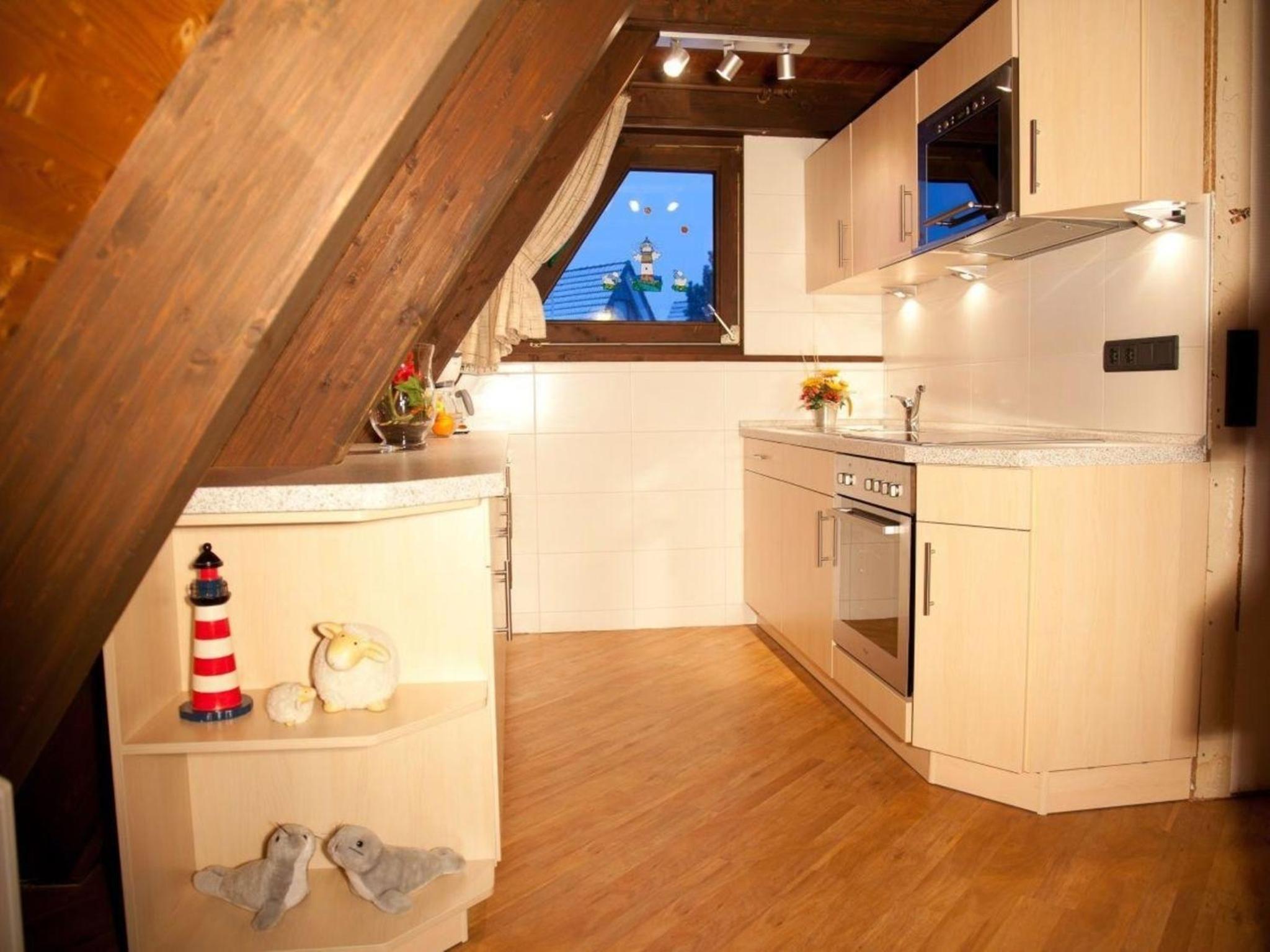 Ferienhaus in Fedderwardersiel mit Terrasse und Garten