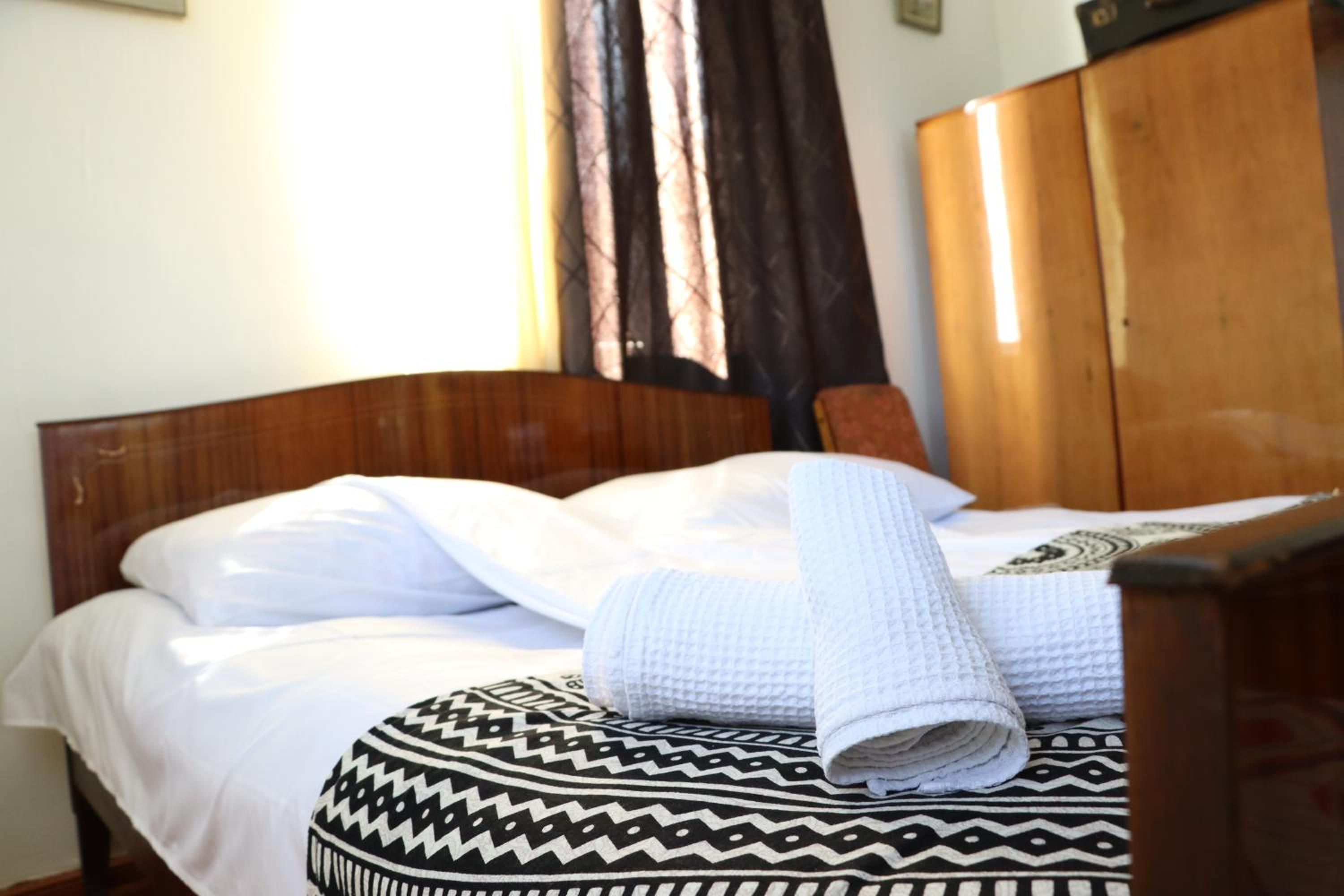 Collage Guesthouse