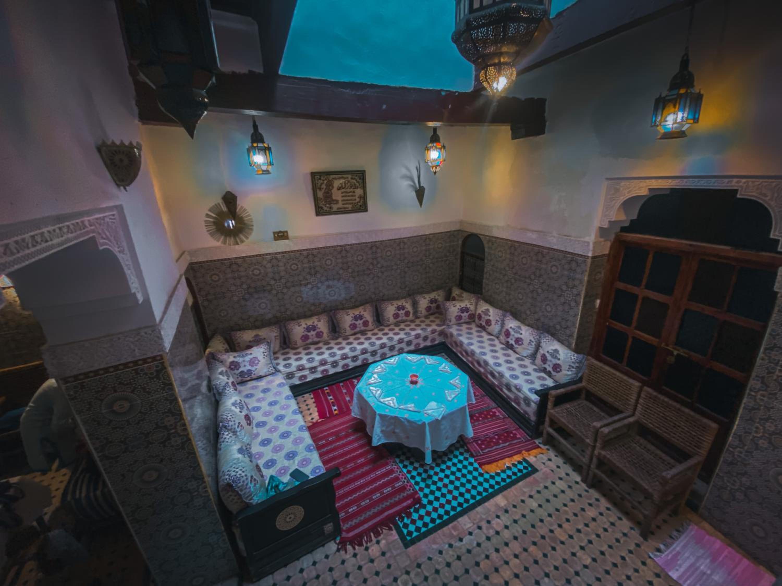lounge