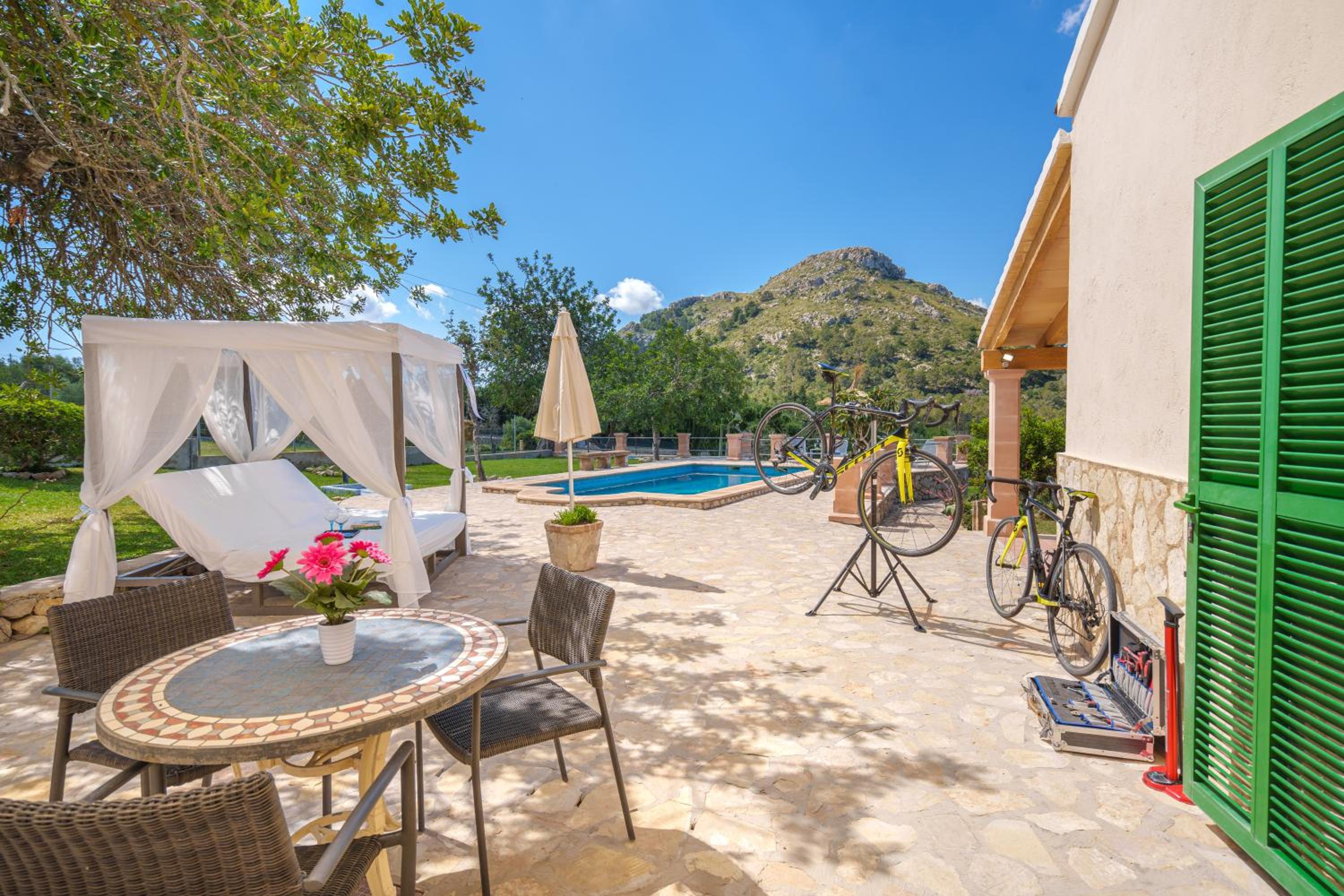 Finca Alcudia Cycling