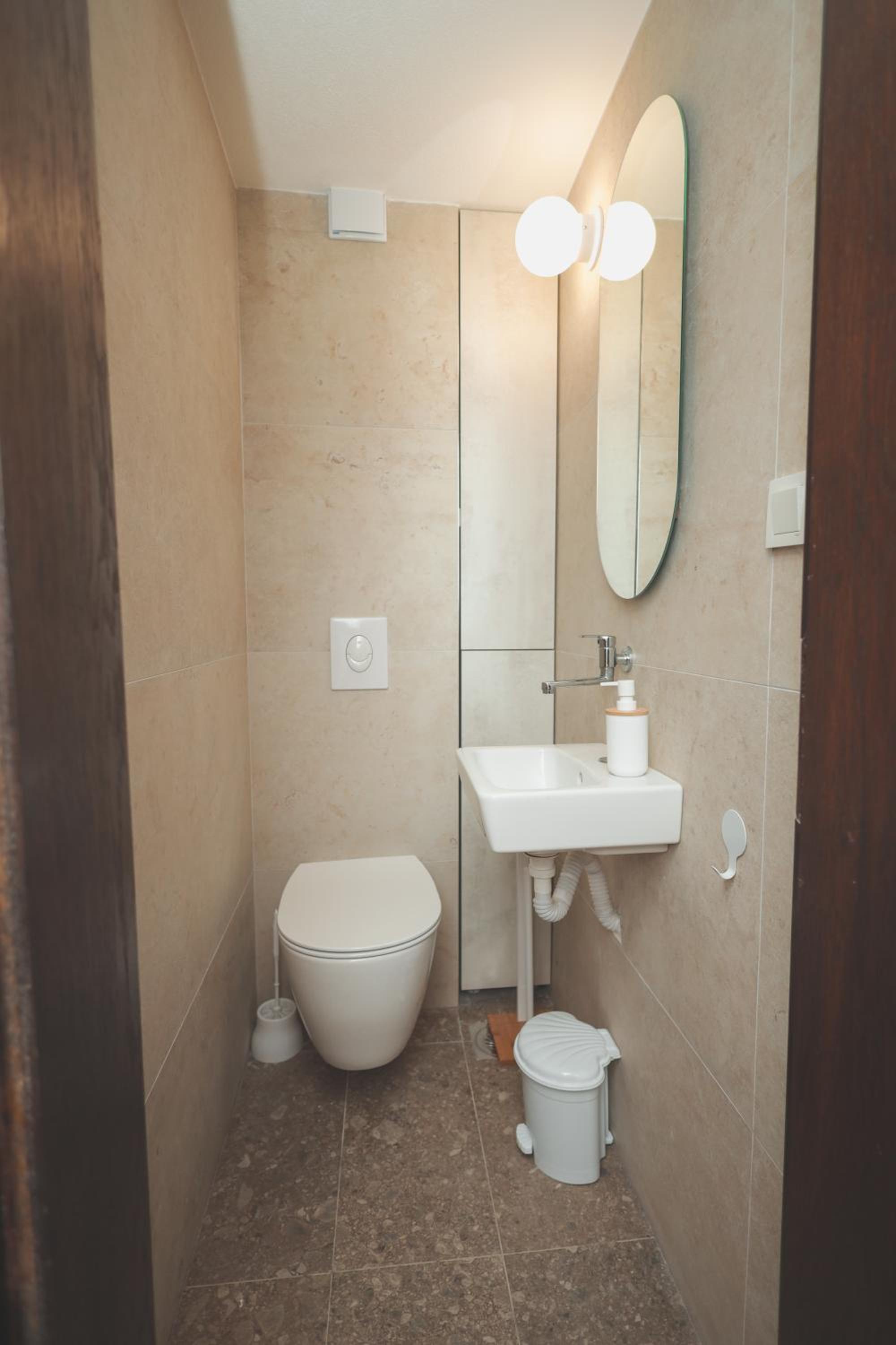 Mayla Apartment