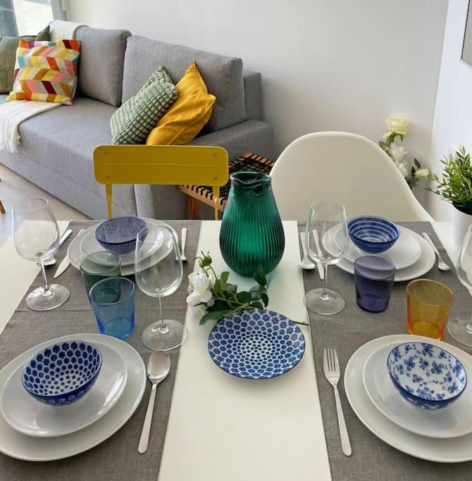 Charming Sea View Hideaway at Marbella's Marina