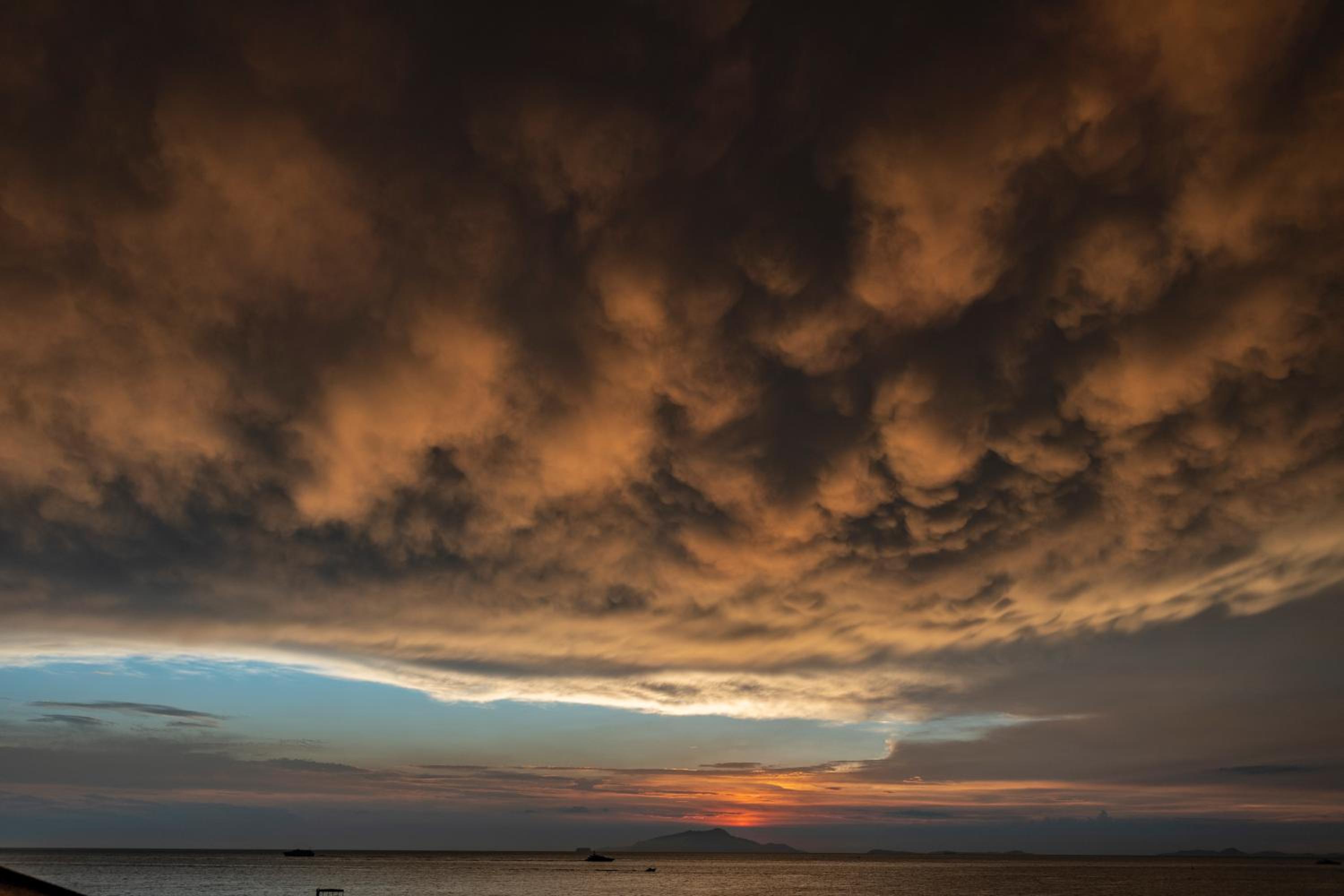 Sea Breeze Residence