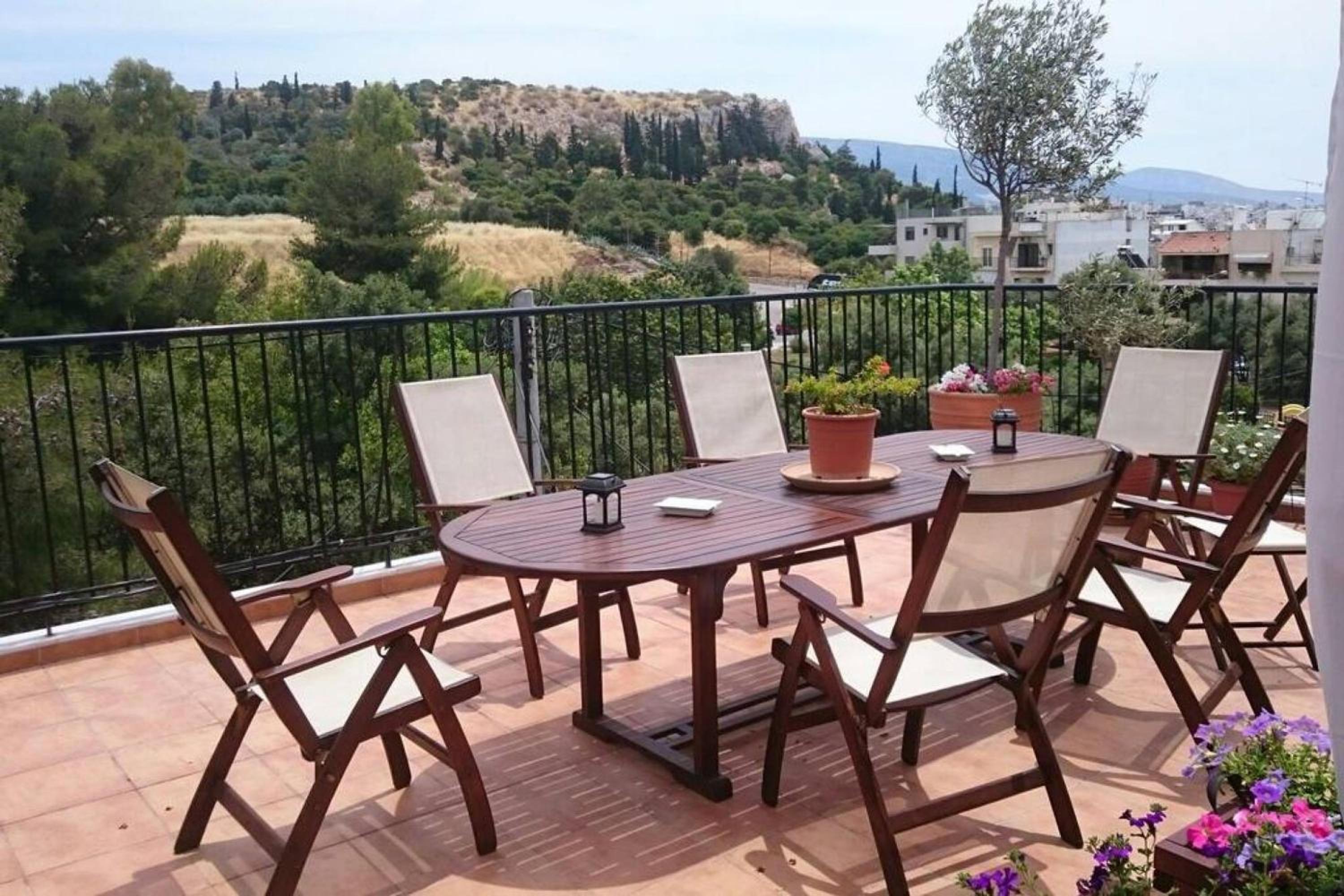 Elegant apartment in Acropolis with roof garden