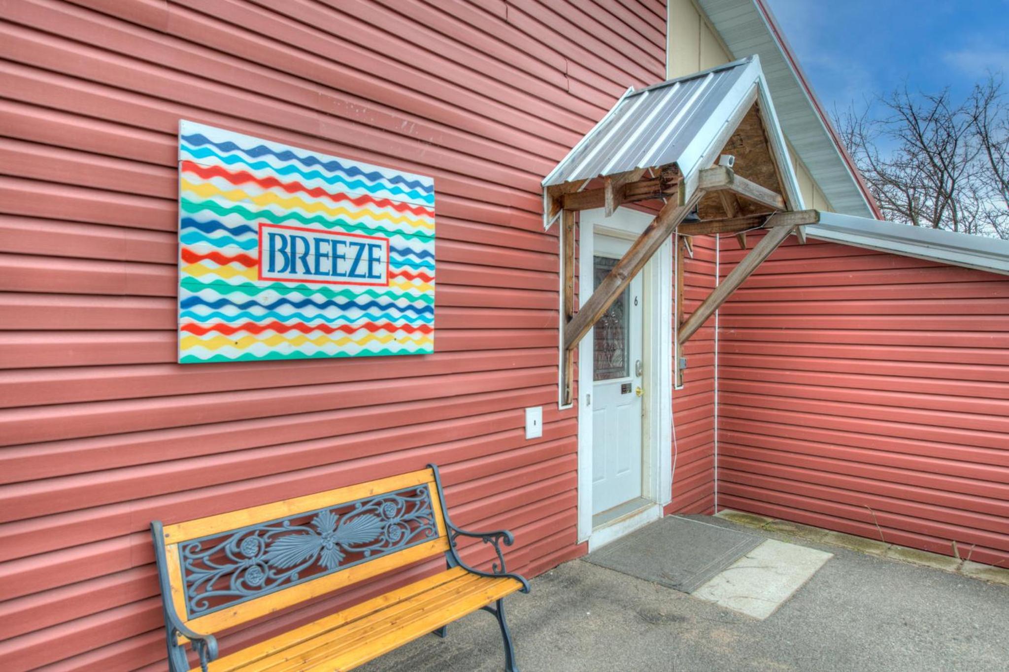 Luxury 4BR Near Lake Pepin with Game Room - Breeze view 4