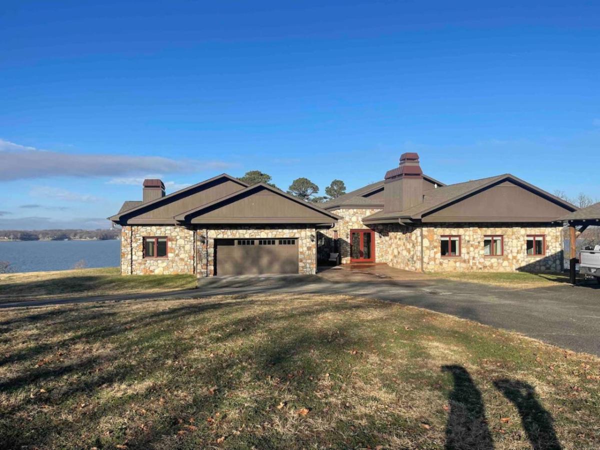 The Lodge at Stony Point view 2