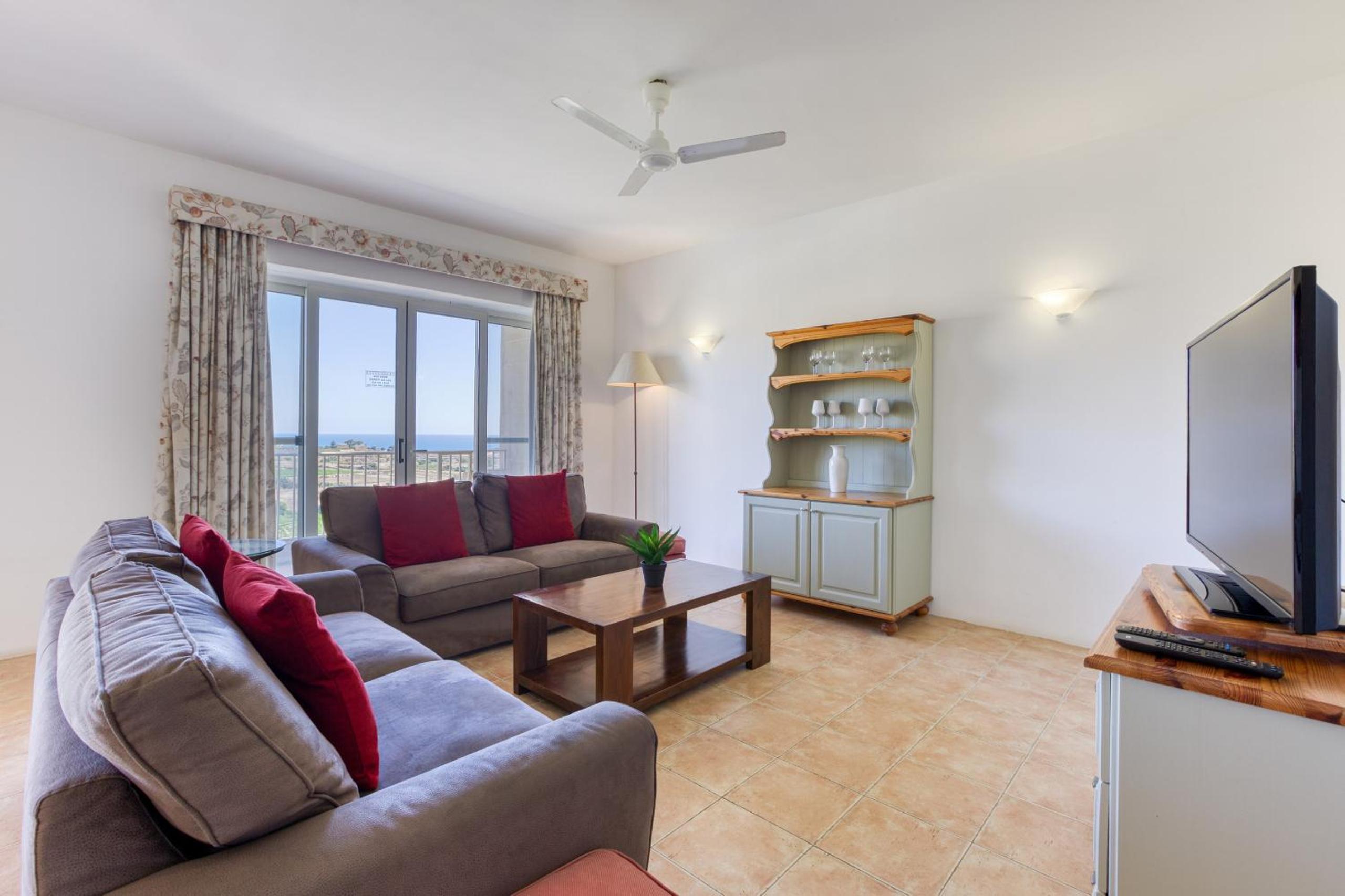 Ta Frenc Apartments