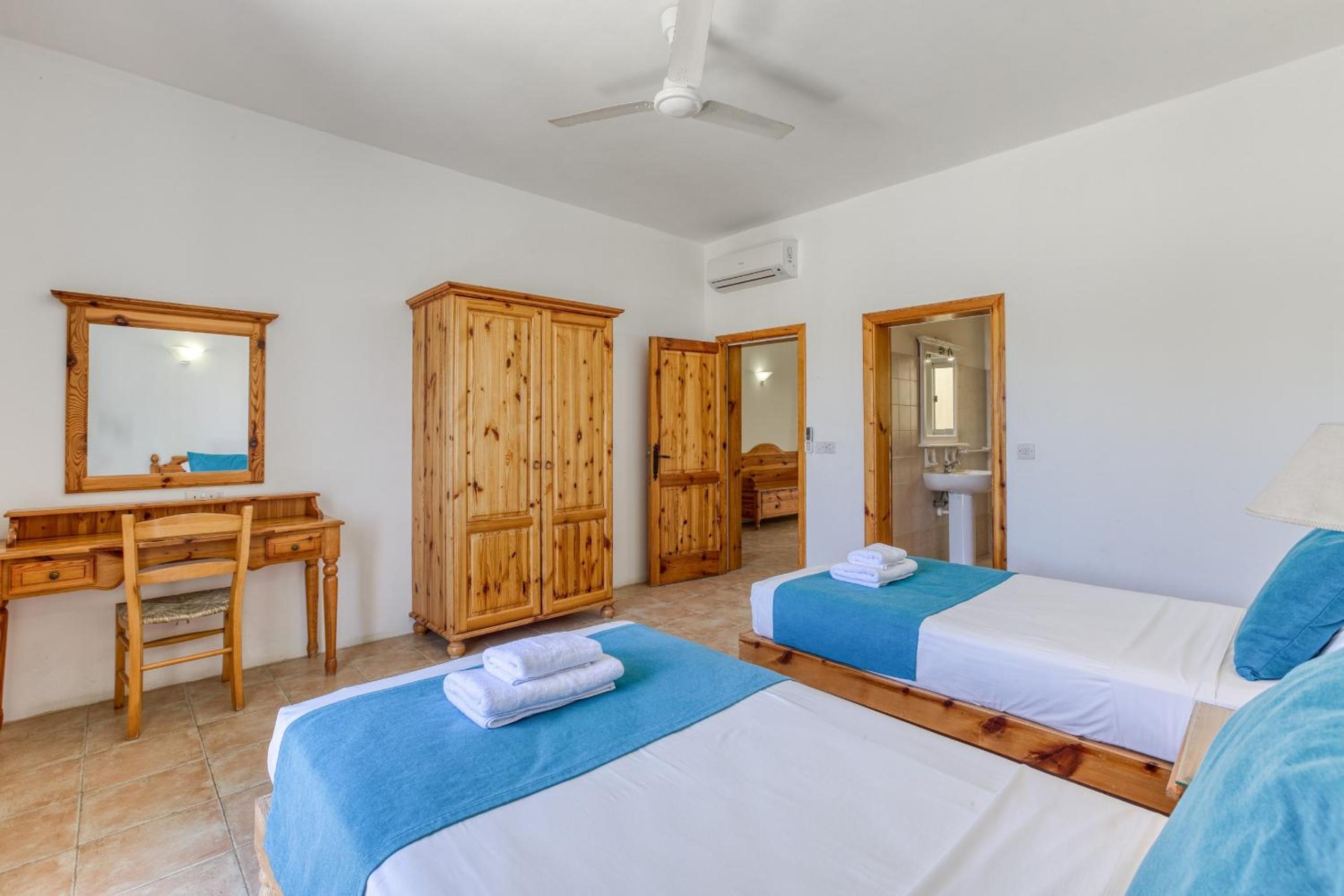 Ta Frenc Apartments