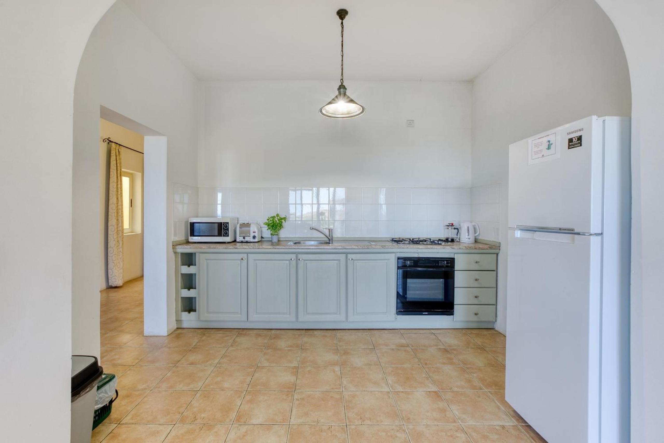 Ta Frenc Apartments
