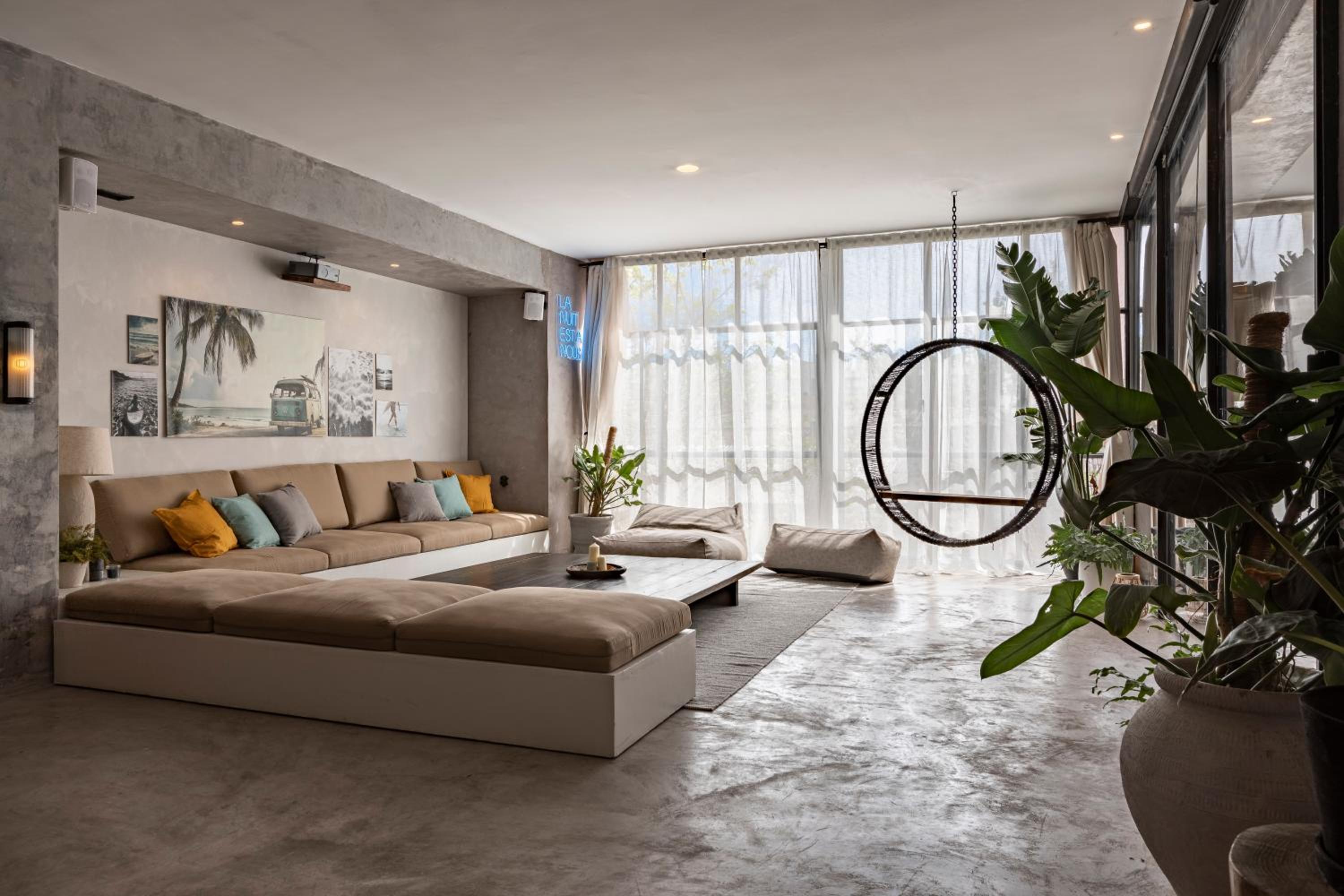 lounge
