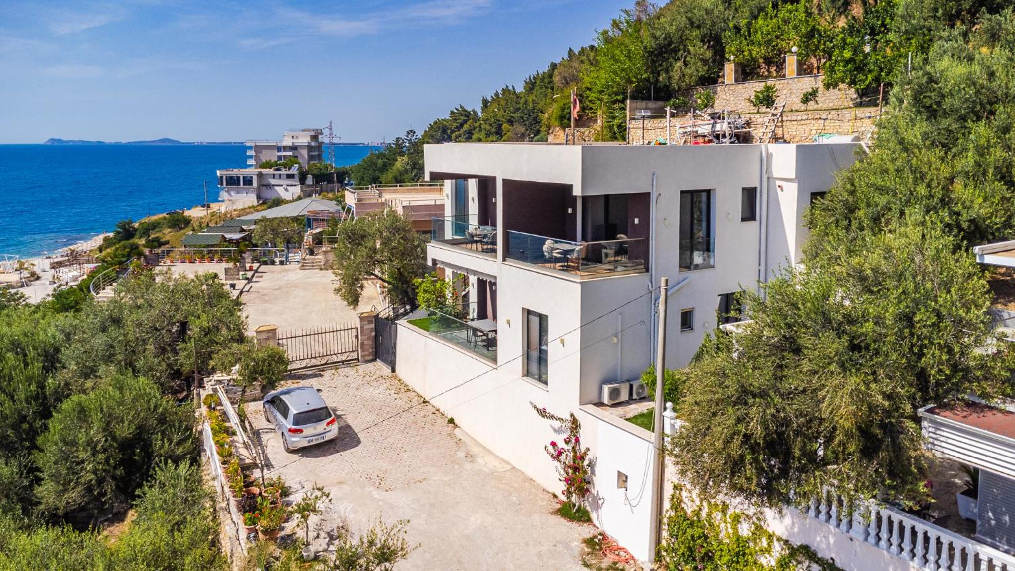 Casa Mare by PikHost