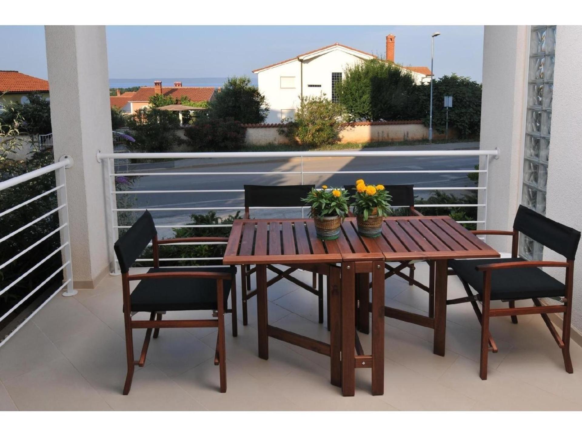 Ferienwohnung in Ližnjan mit Möbliertem Balkon view 3