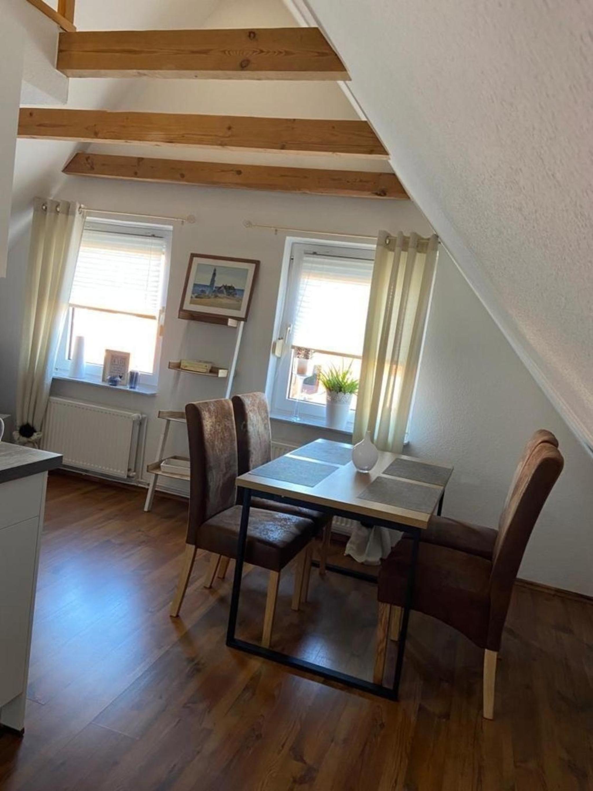 Nette Wohnung in Großheide mit Großem Whirlpool